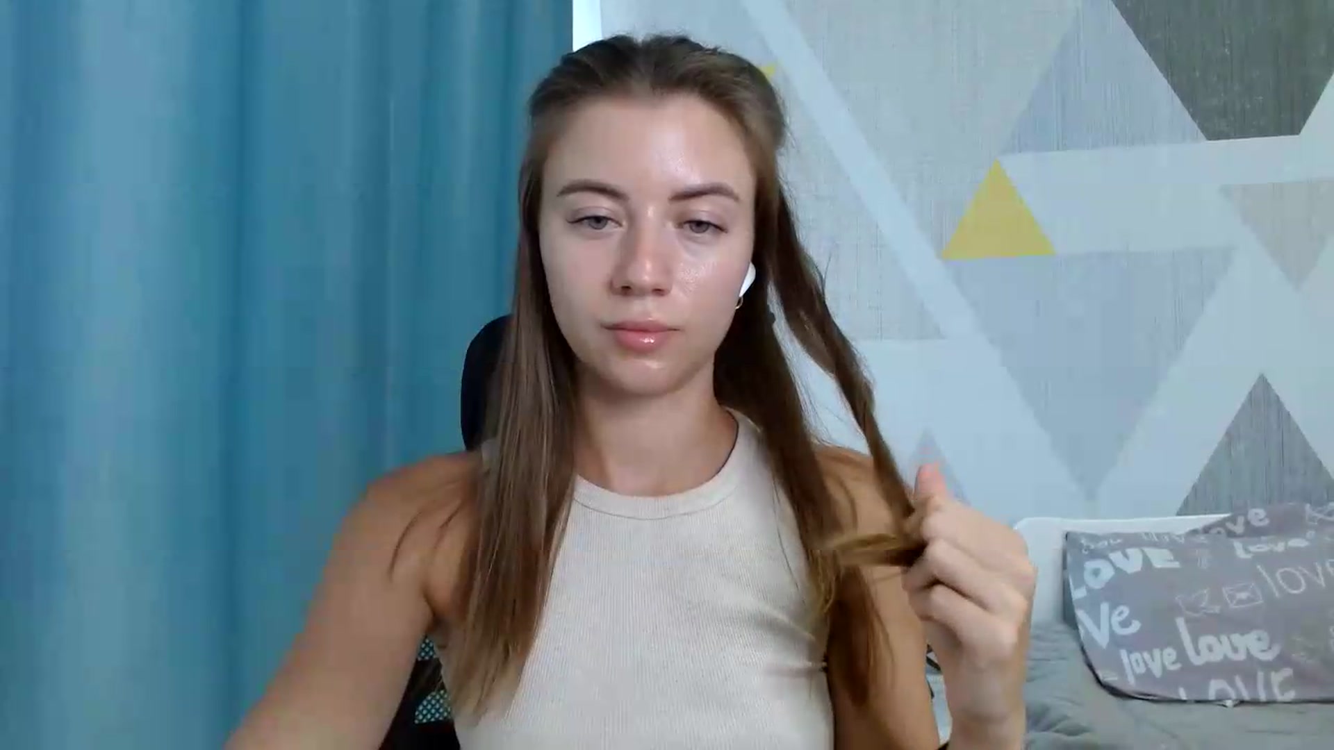 Gallery image thumbnail from Sulfate0's myfreecams stream on, 08/11/2026, 11:31 image 17 of 20