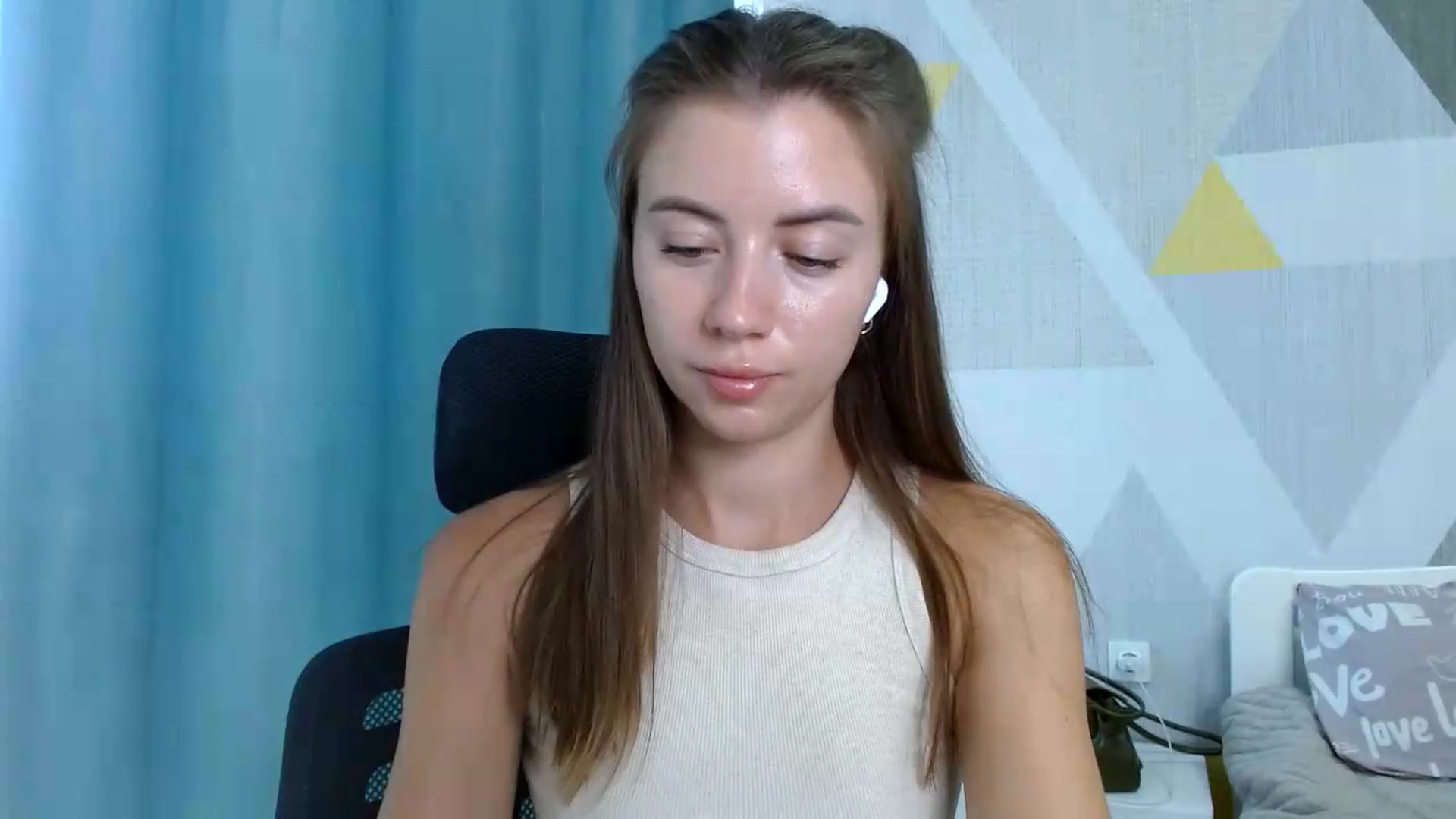 Gallery image thumbnail from Sulfate0's myfreecams stream on, 08/11/2026, 11:48 image 15 of 20