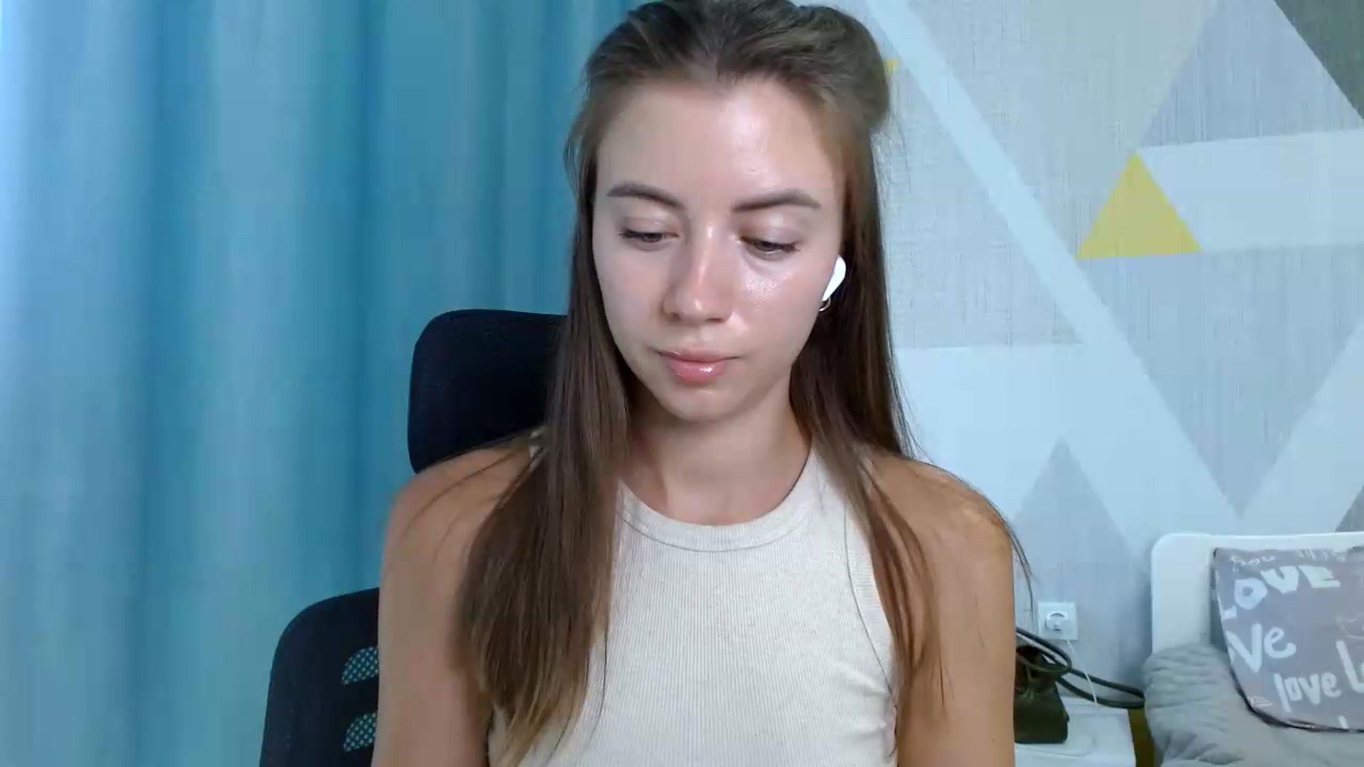 Gallery image thumbnail from Sulfate0's myfreecams stream on, 08/11/2026, 11:48 image 14 of 20