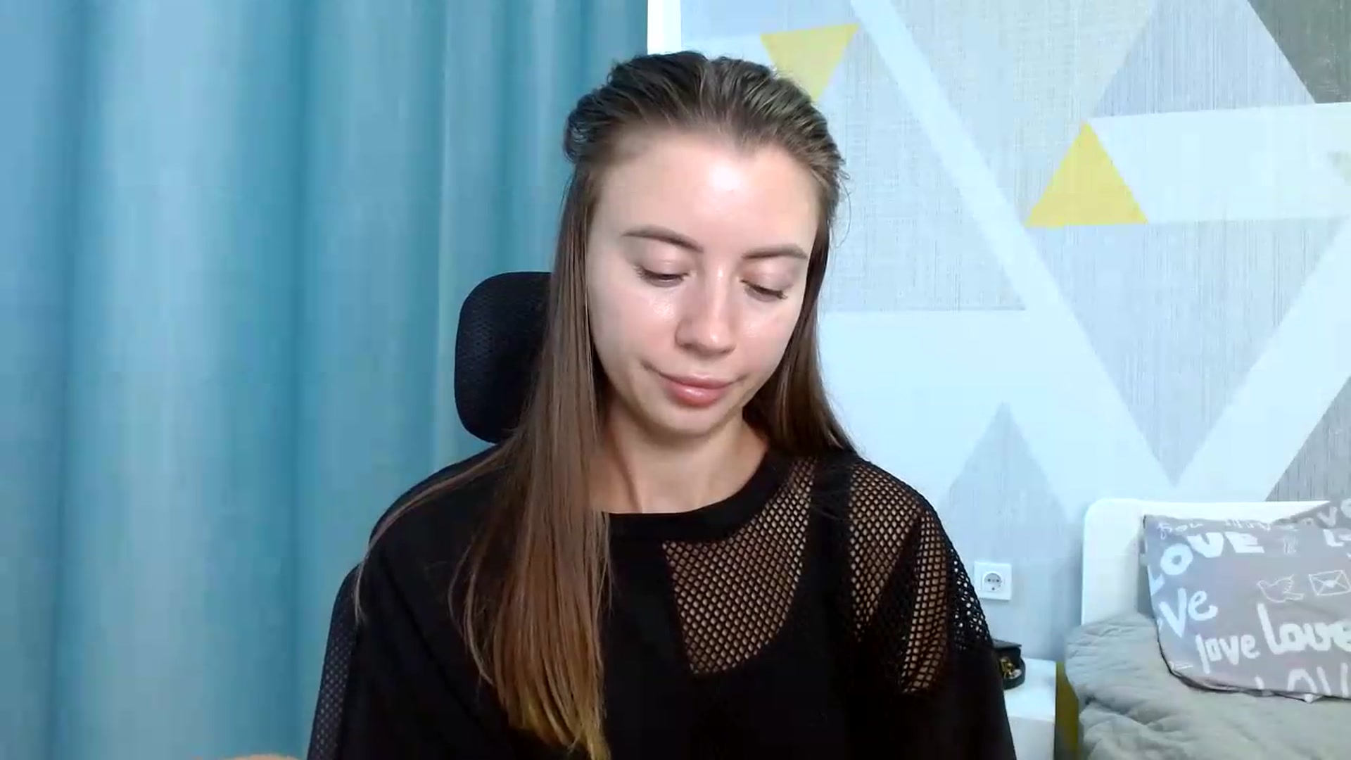 Gallery image thumbnail from Sulfate0's myfreecams stream on, 08/12/2026, 08:43 image 11 of 20
