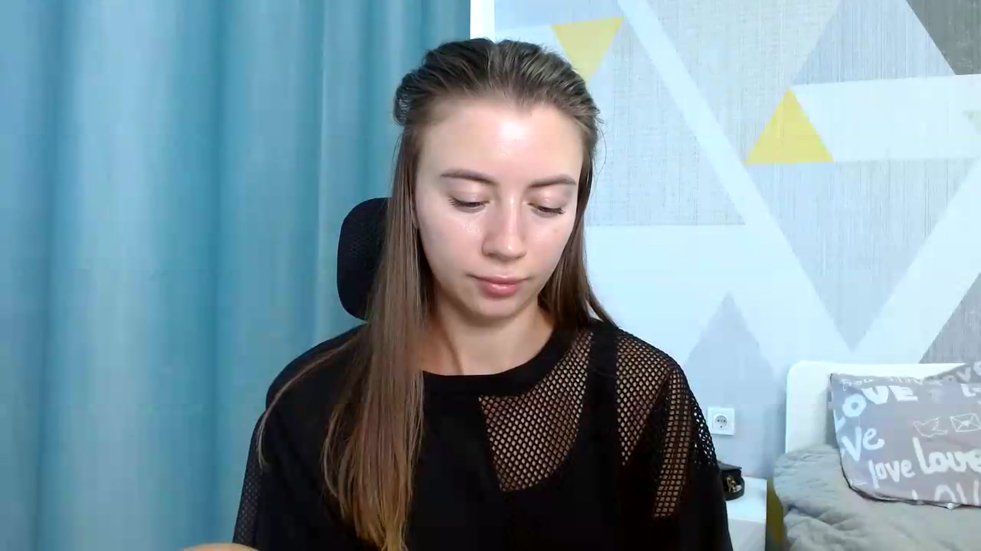 Gallery image thumbnail from Sulfate0's myfreecams stream on, 08/12/2026, 08:43 image 13 of 20
