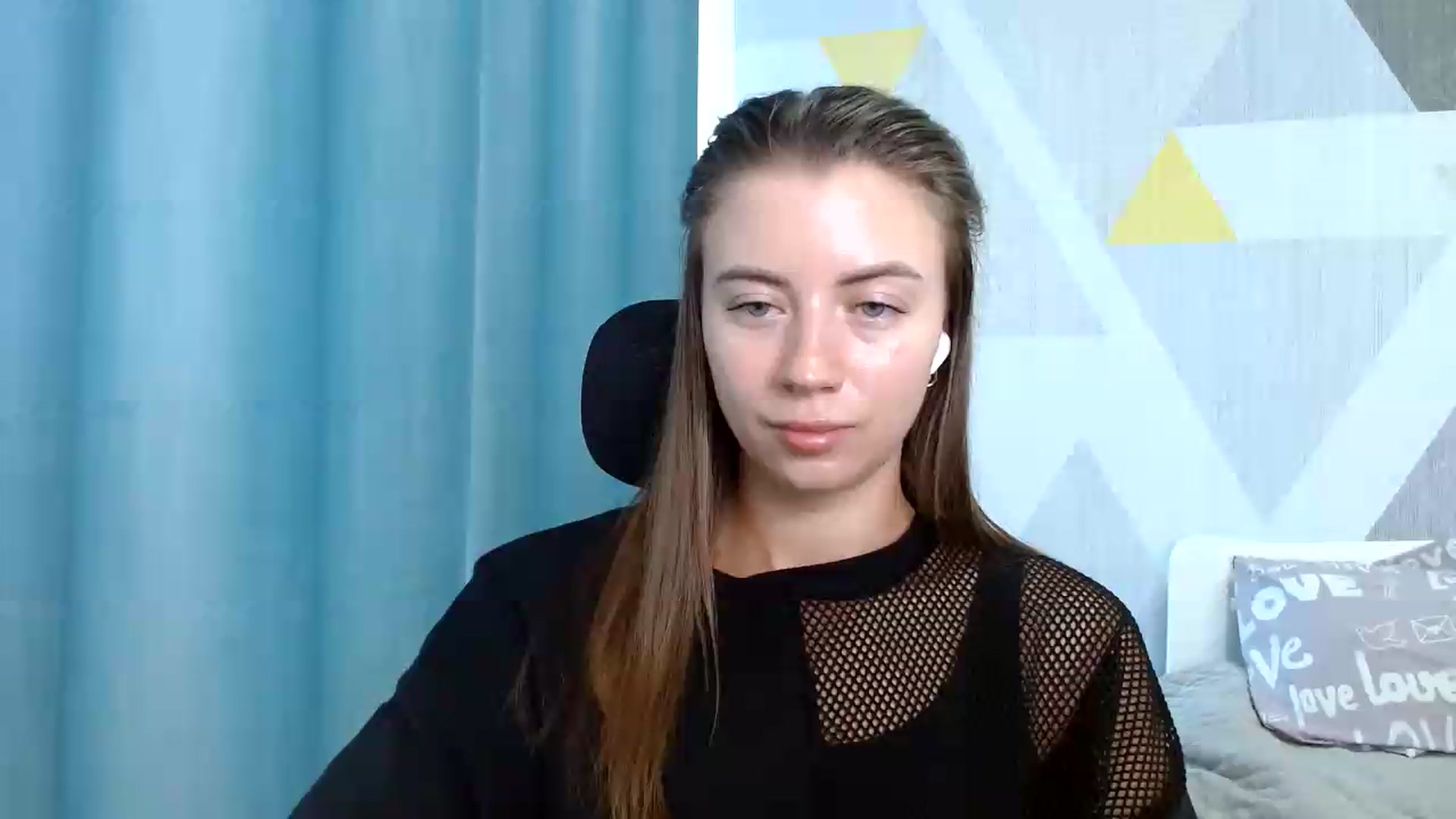 Gallery image thumbnail from Sulfate0's myfreecams stream on, 08/12/2026, 09:25 image 1 of 20