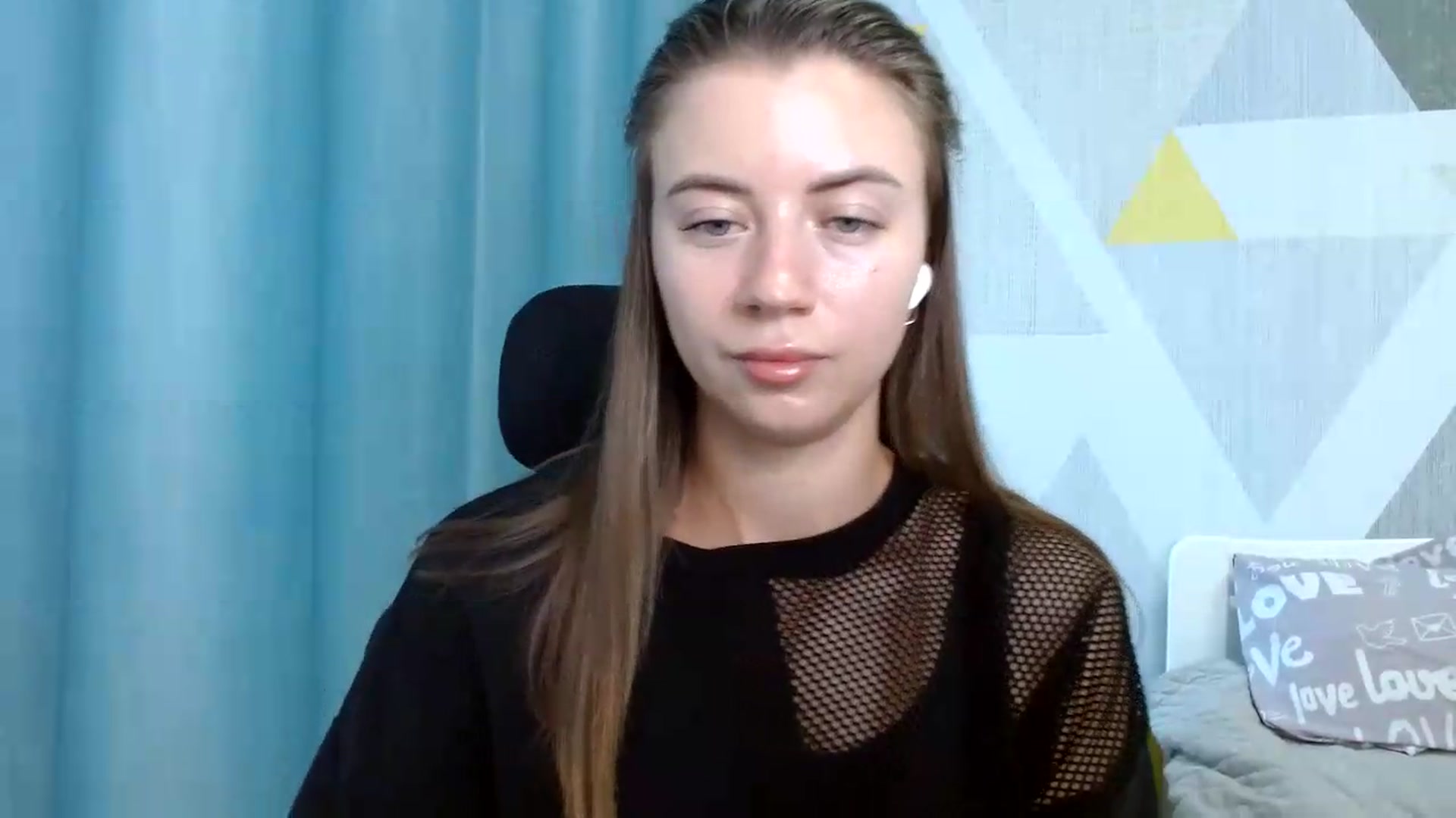 Gallery image thumbnail from Sulfate0's myfreecams stream on, 08/12/2026, 09:25 image 13 of 20