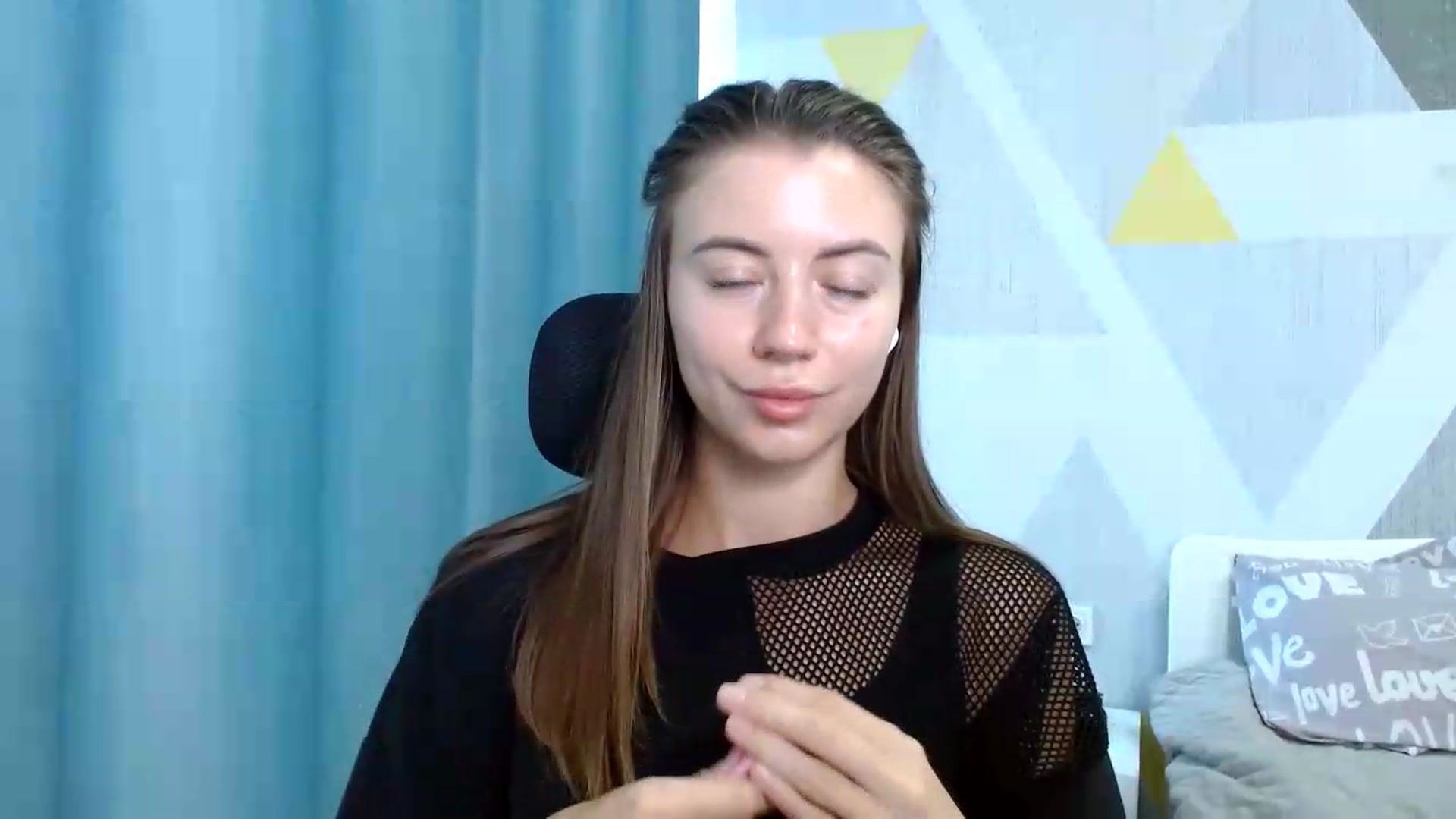 Gallery image thumbnail from Sulfate0's myfreecams stream on, 08/12/2026, 09:25 image 6 of 20