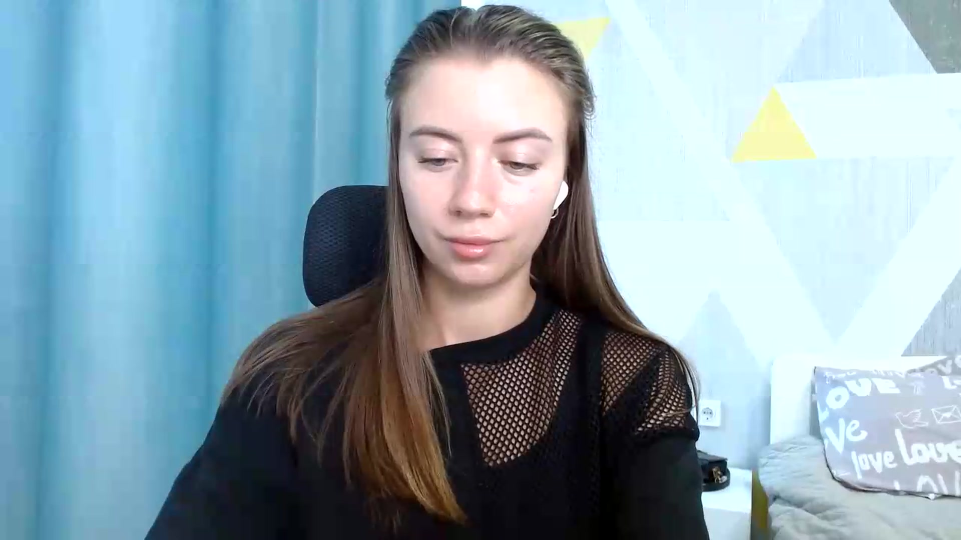 Gallery image thumbnail from Sulfate0's myfreecams stream on, 08/12/2026, 09:25 image 16 of 20