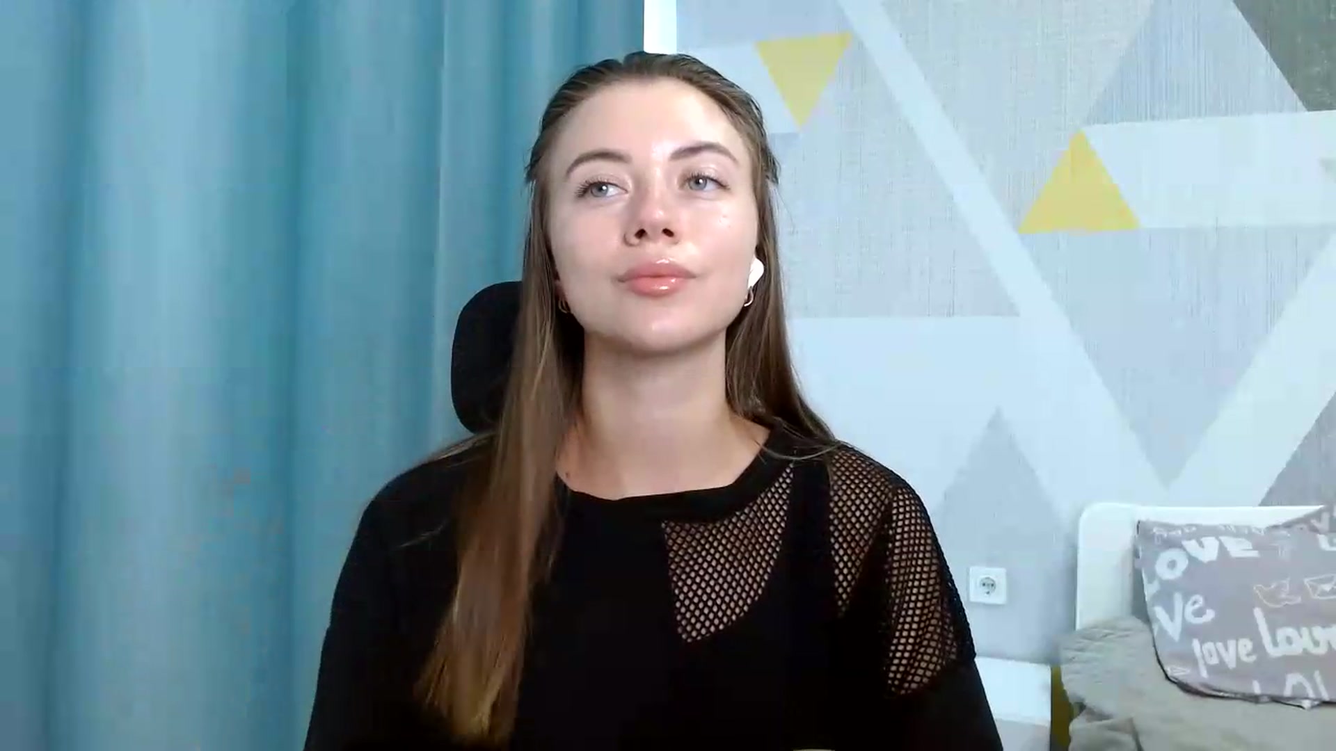 Gallery image thumbnail from Sulfate0's myfreecams stream on, 08/12/2026, 10:39 image 15 of 20