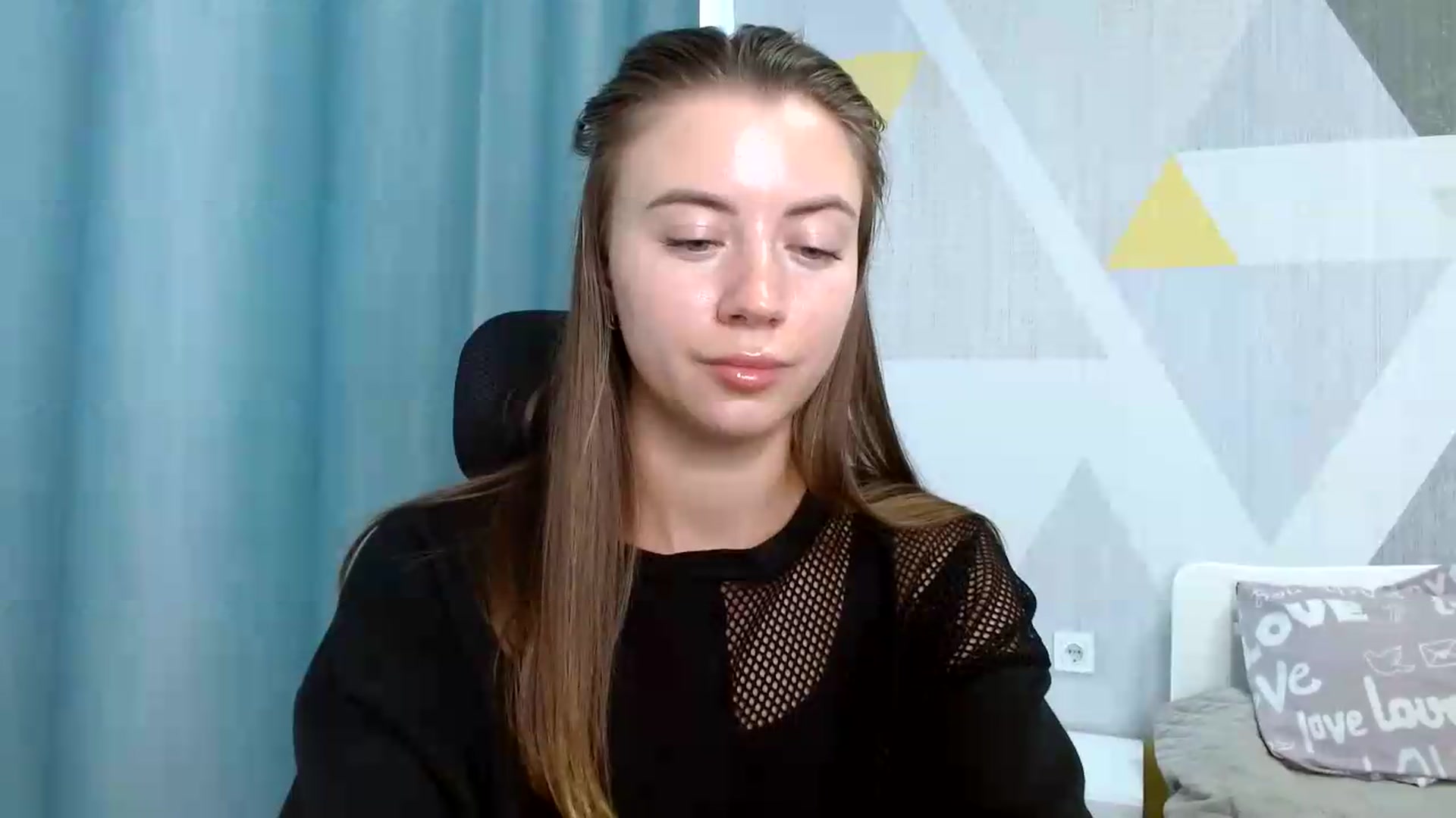 Gallery image thumbnail from Sulfate0's myfreecams stream on, 08/12/2026, 10:39 image 17 of 20