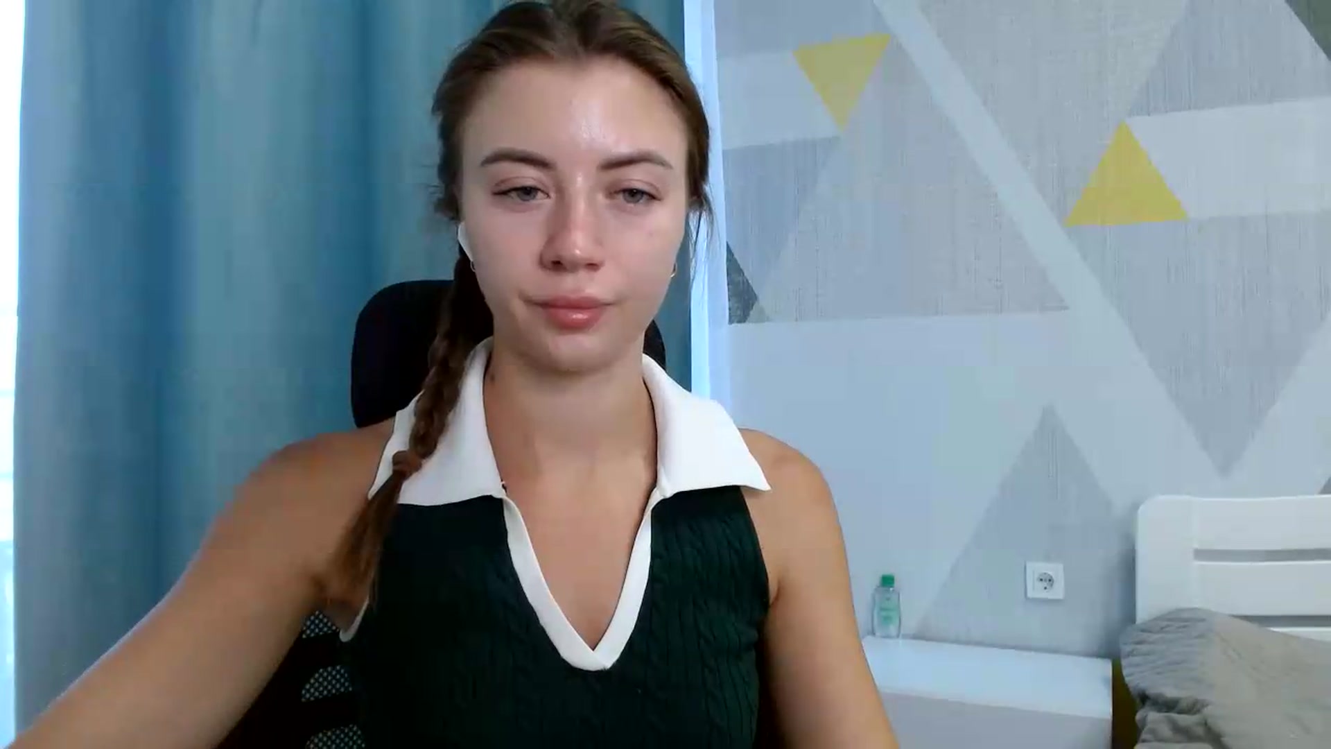 Gallery image thumbnail from Sulfate0's myfreecams stream on, 08/13/2026, 07:37 image 7 of 20