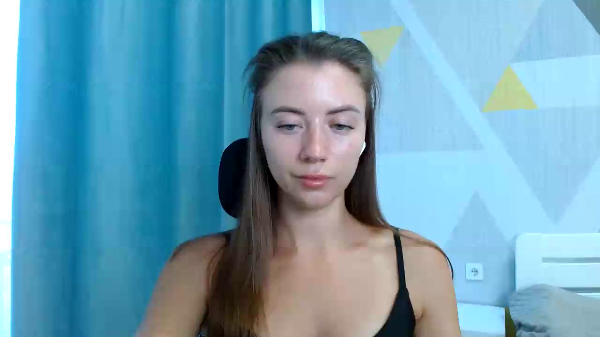 Gallery image thumbnail from Sulfate0's myfreecams stream on, 08/15/2026, 08:50 image 1 of 20