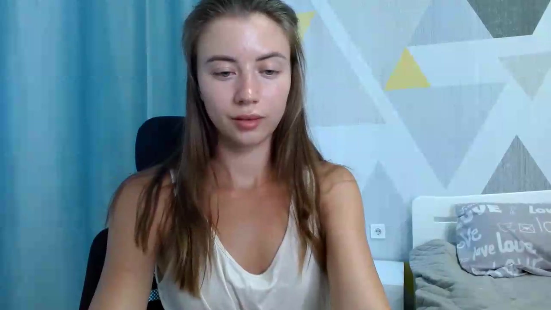 Gallery image thumbnail from Sulfate0's myfreecams stream on, 08/16/2026, 13:01 image 18 of 20