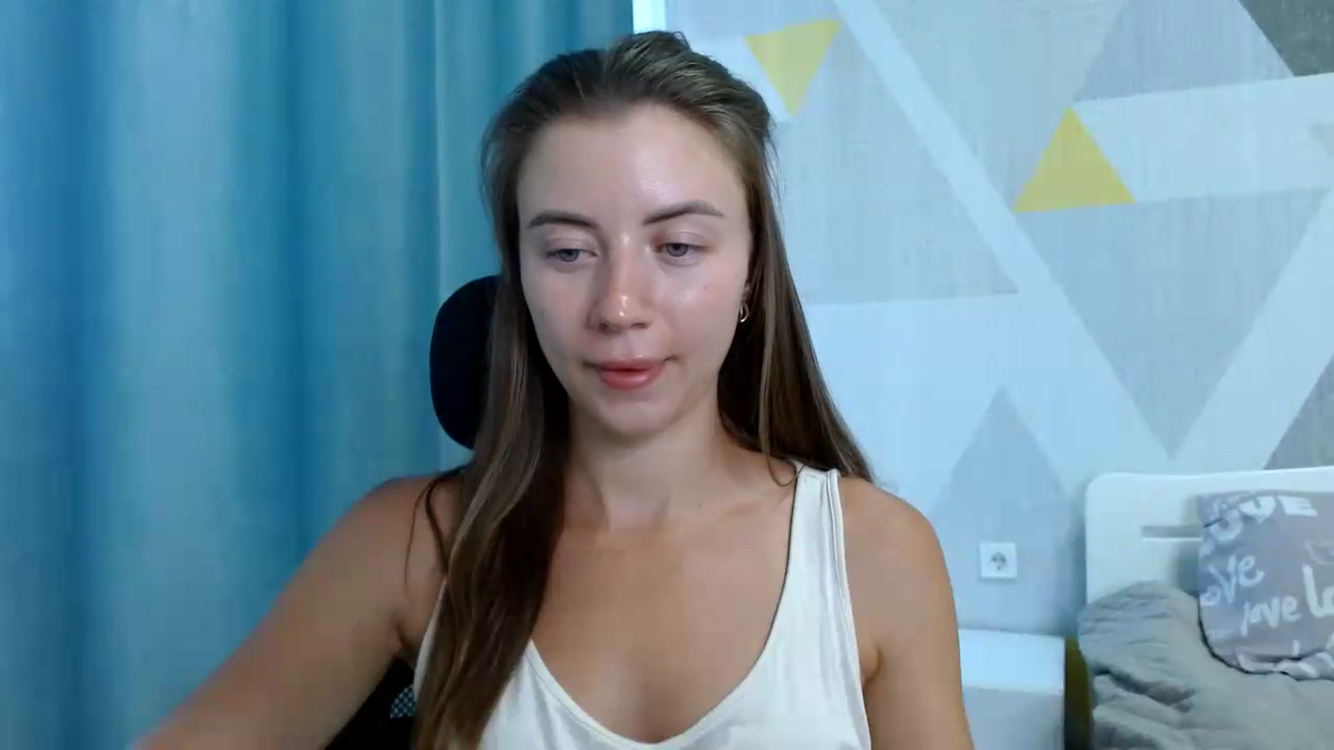 Gallery image thumbnail from Sulfate0's myfreecams stream on, 08/16/2026, 13:01 image 15 of 20