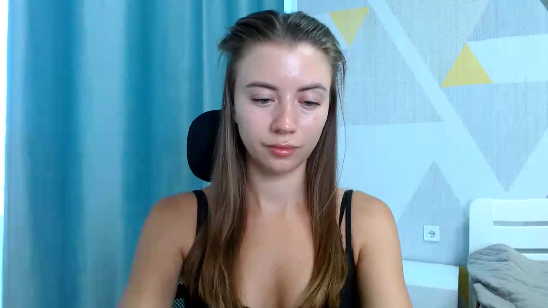 Gallery image thumbnail from Sulfate0's myfreecams stream on, 08/17/2026, 05:46 image 17 of 20