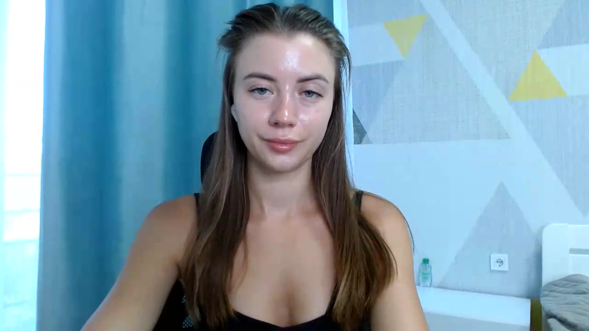 Gallery image thumbnail from Sulfate0's myfreecams stream on, 08/17/2026, 05:46 image 16 of 20