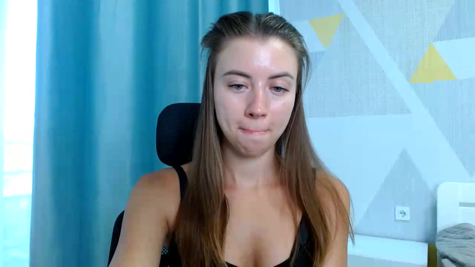 Gallery image thumbnail from Sulfate0's myfreecams stream on, 08/17/2026, 05:46 image 6 of 20