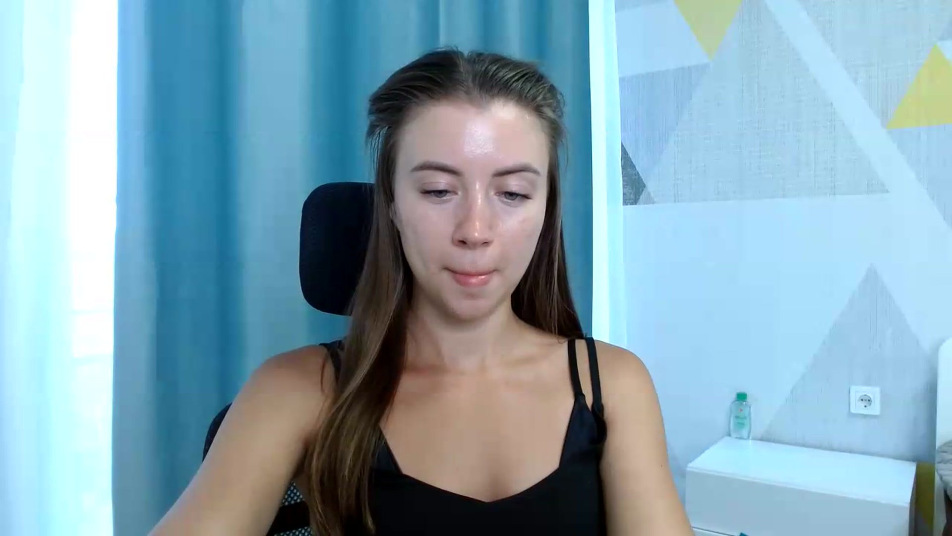 Gallery image thumbnail from Sulfate0's myfreecams stream on, 08/17/2026, 07:18 image 8 of 20