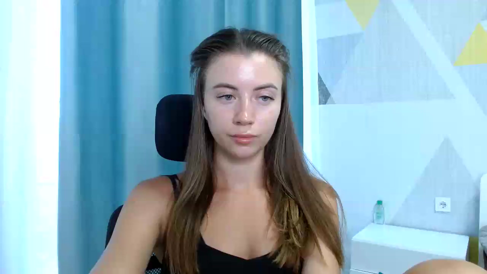 Gallery image thumbnail from Sulfate0's myfreecams stream on, 08/17/2026, 07:18 image 13 of 20