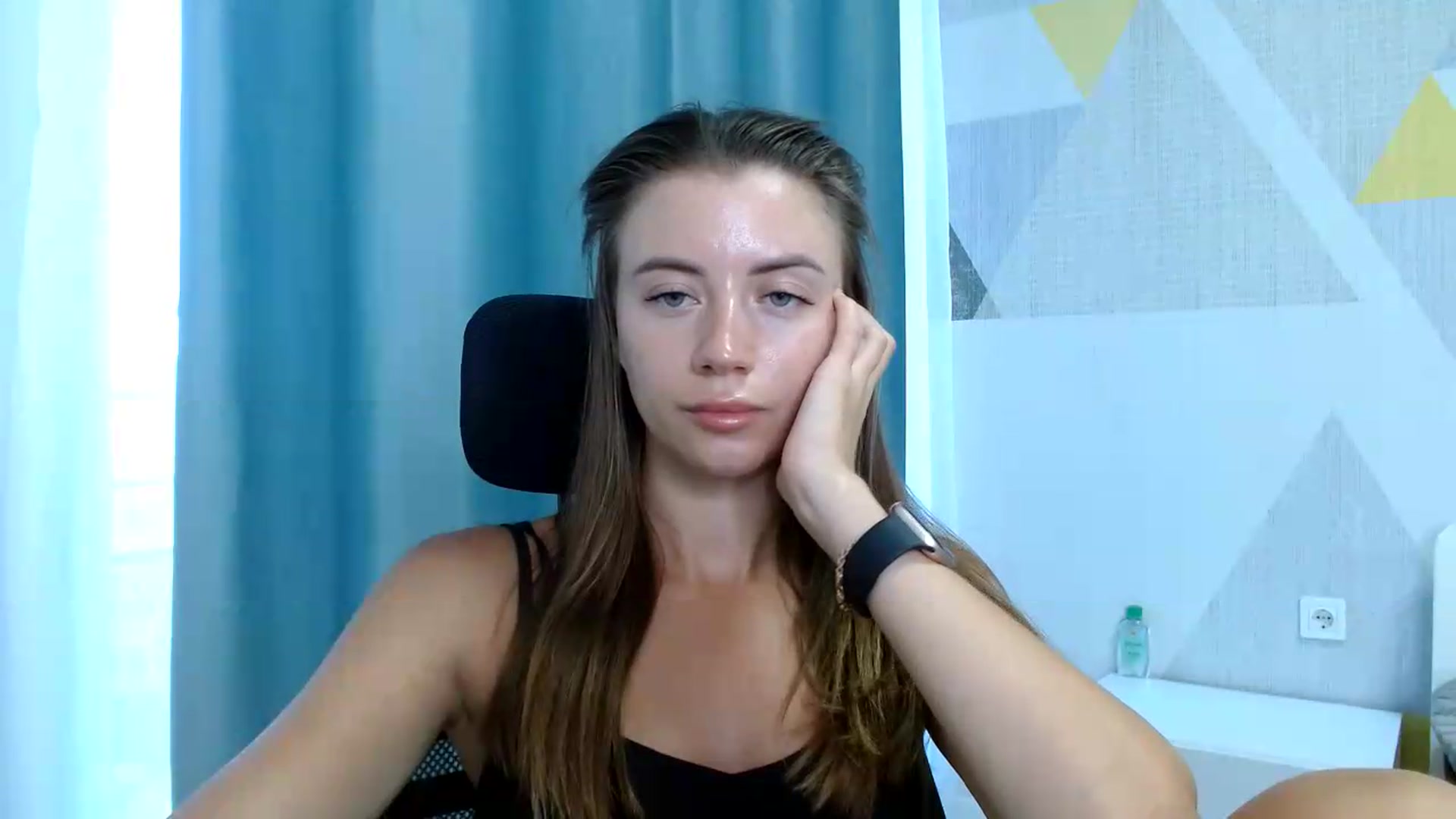 Gallery image thumbnail from Sulfate0's myfreecams stream on, 08/17/2026, 07:18 image 14 of 20