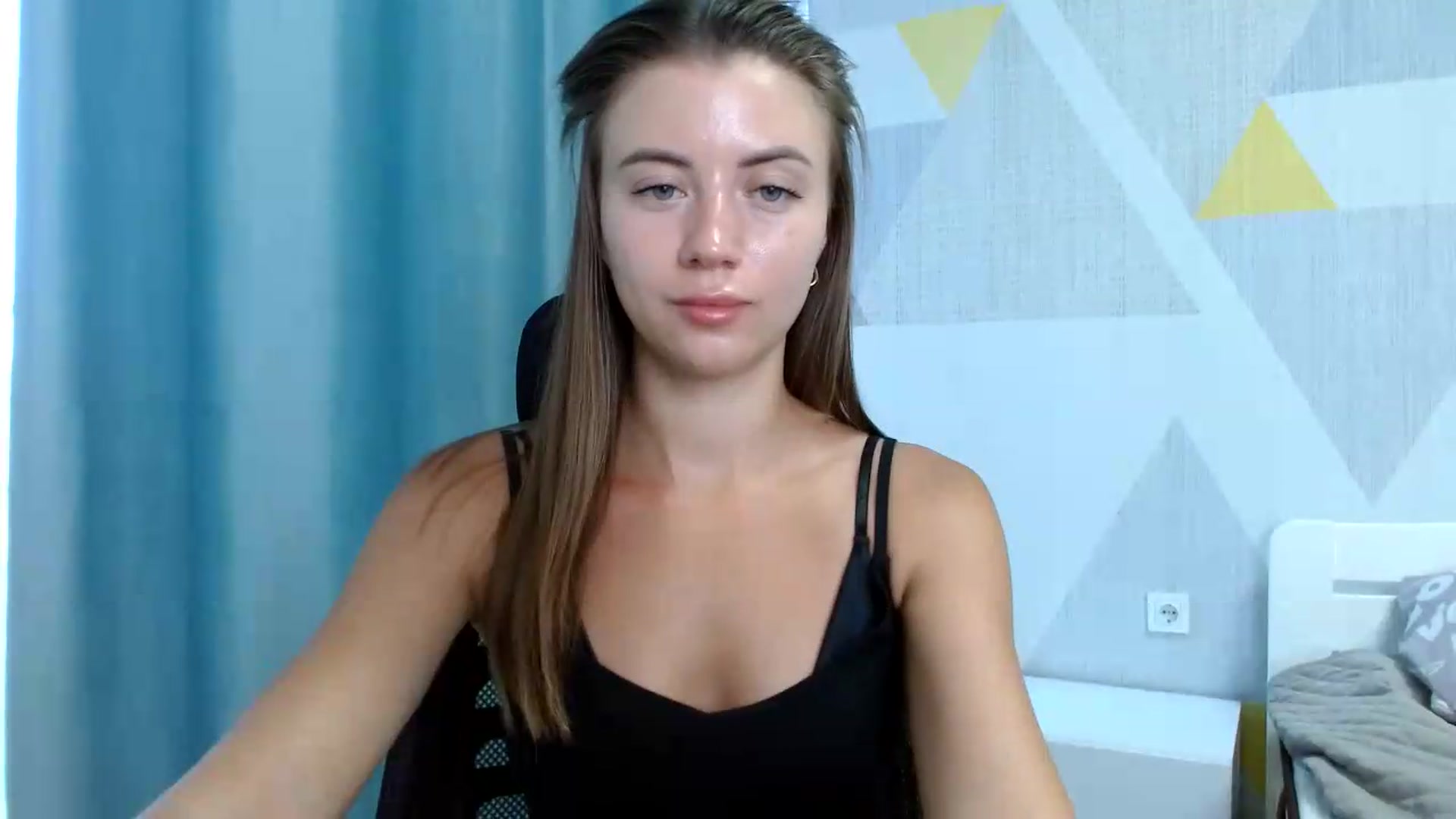 Gallery image thumbnail from Sulfate0's myfreecams stream on, 08/17/2026, 07:18 image 19 of 20