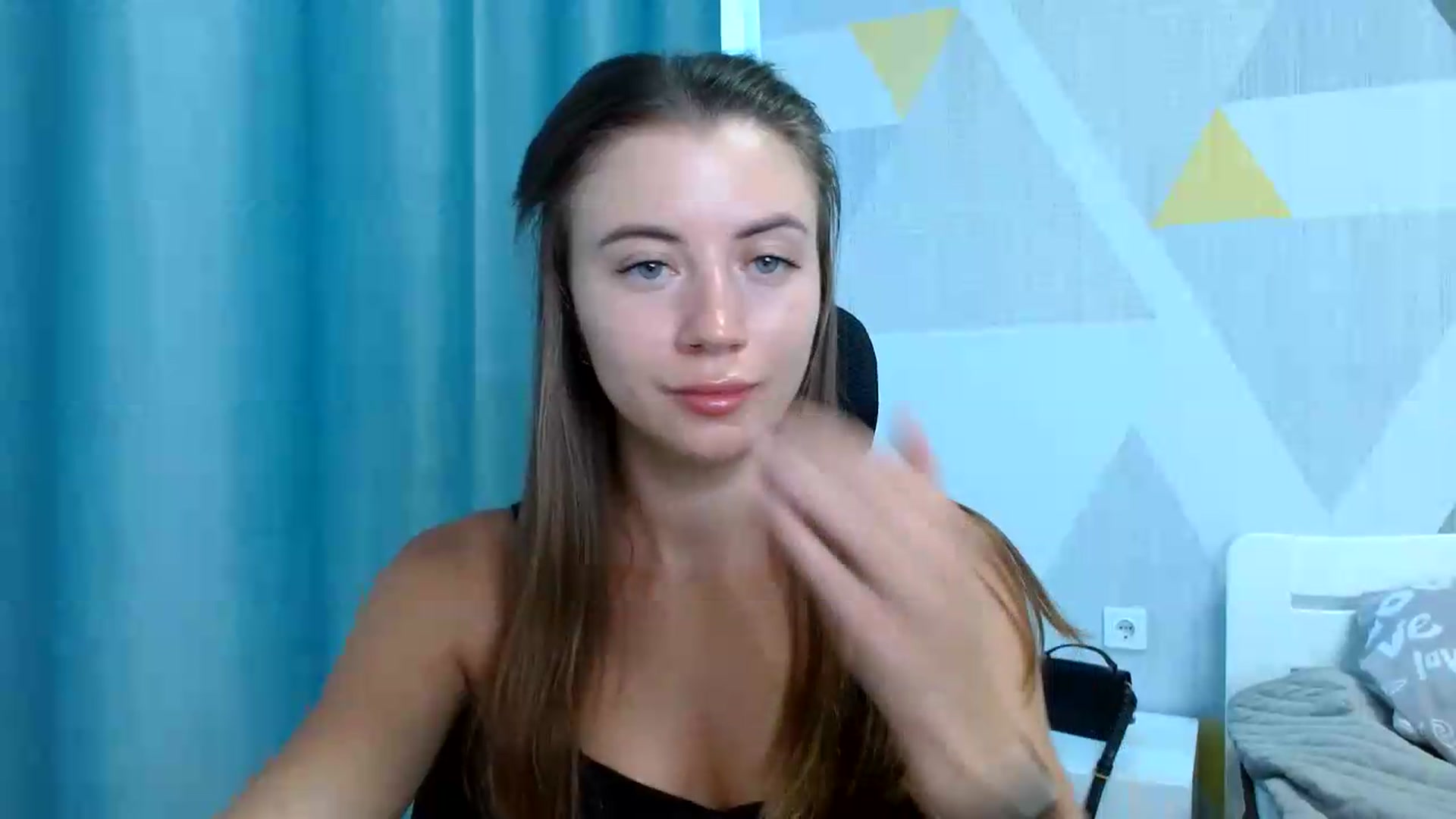 Gallery image thumbnail from Sulfate0's myfreecams stream on, 08/17/2026, 08:12 image 11 of 20