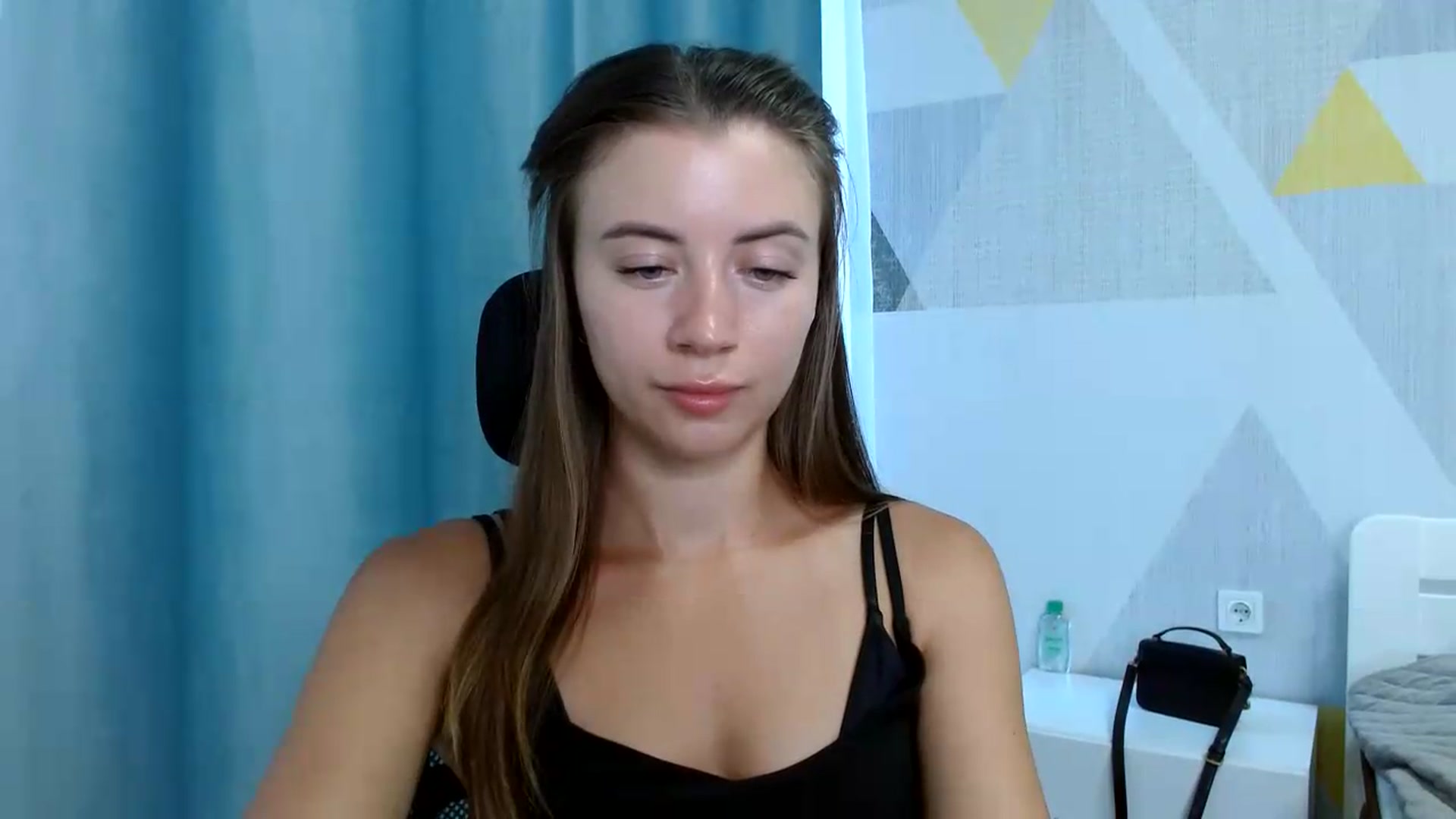 Gallery image thumbnail from Sulfate0's myfreecams stream on, 08/17/2026, 08:12 image 19 of 20