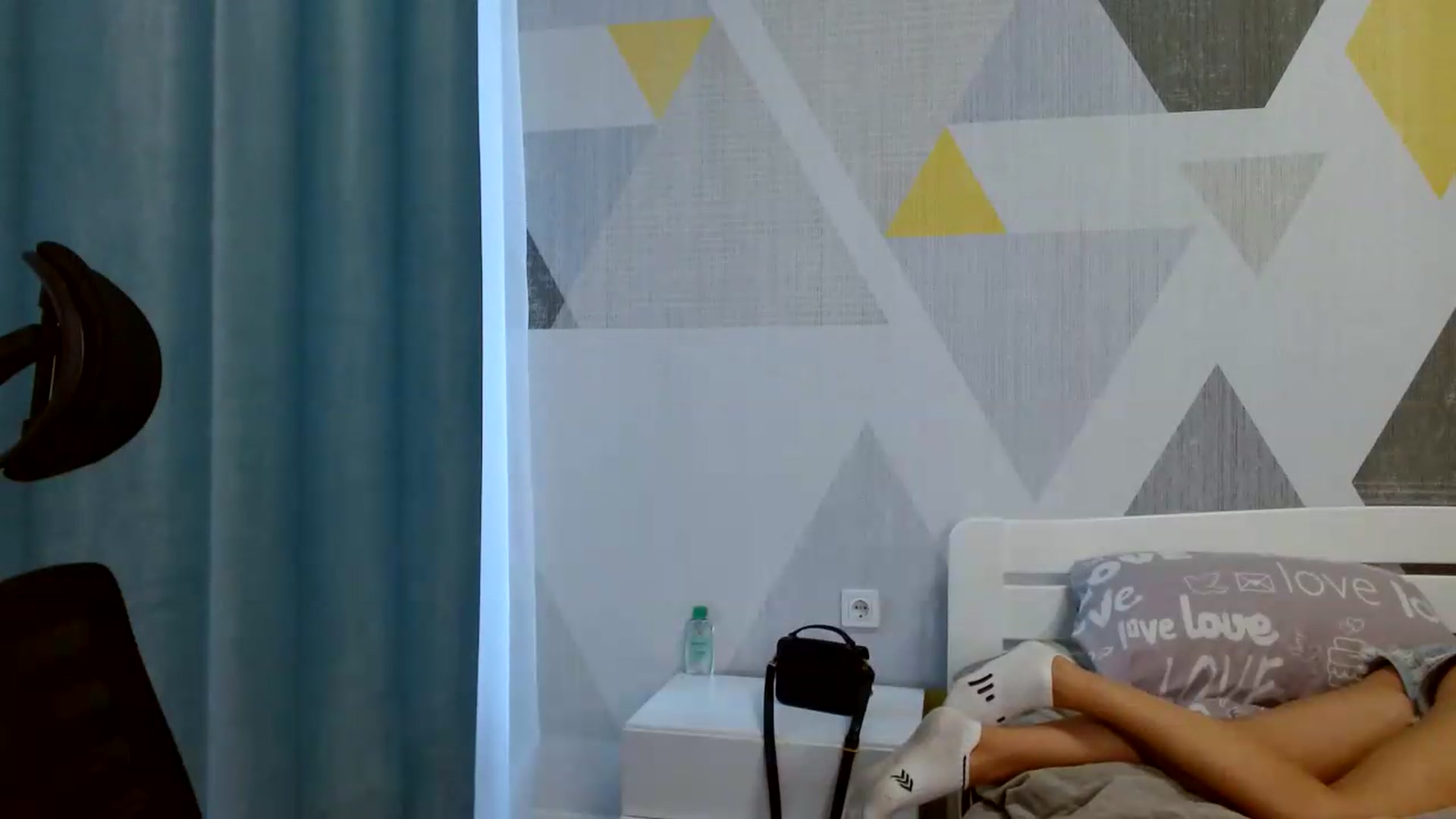 Gallery image thumbnail from Sulfate0's myfreecams stream on, 08/17/2026, 09:12 image 15 of 20