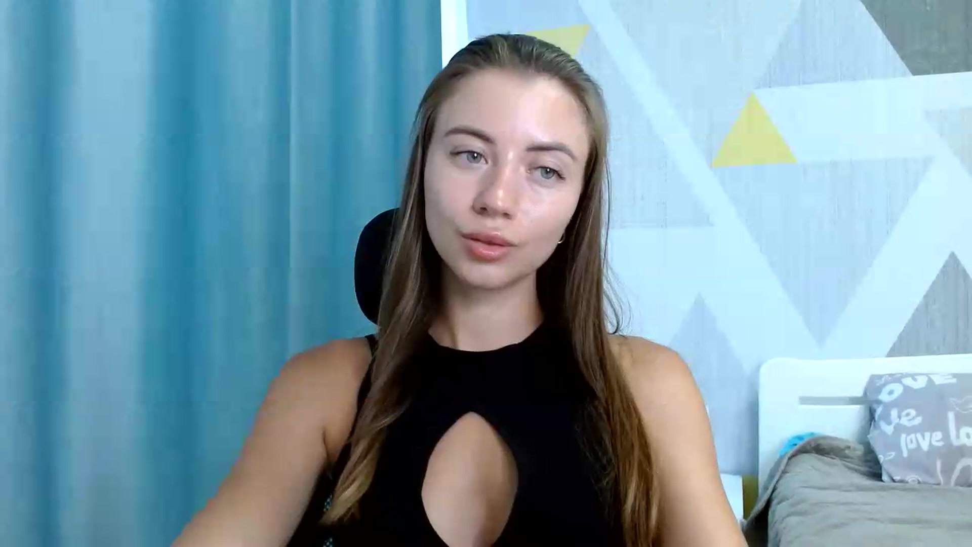 Gallery image thumbnail from Sulfate0's myfreecams stream on, 08/18/2026, 08:36 image 18 of 20