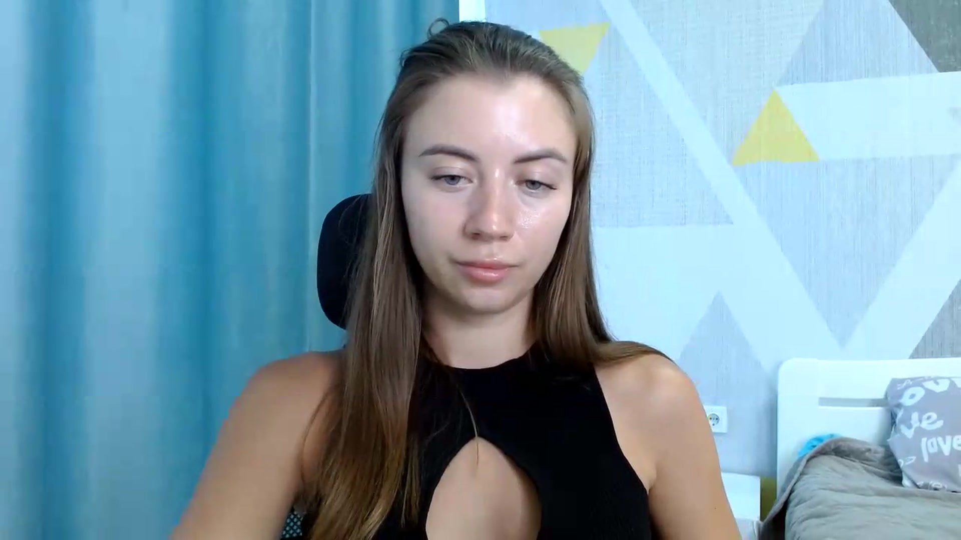 Gallery image thumbnail from Sulfate0's myfreecams stream on, 08/18/2026, 09:16 image 17 of 20