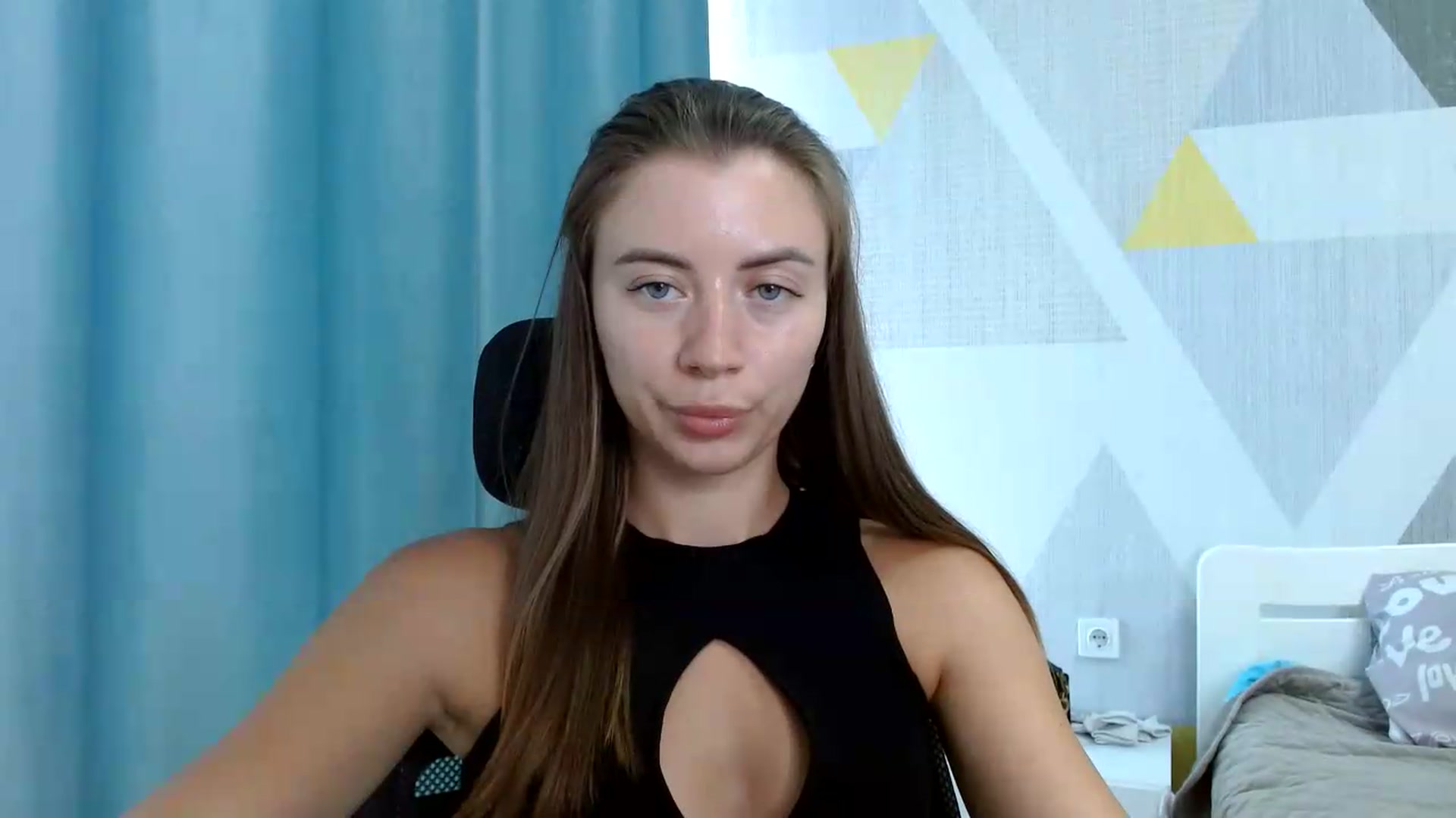 Gallery image thumbnail from Sulfate0's myfreecams stream on, 08/18/2026, 09:43 image 15 of 20