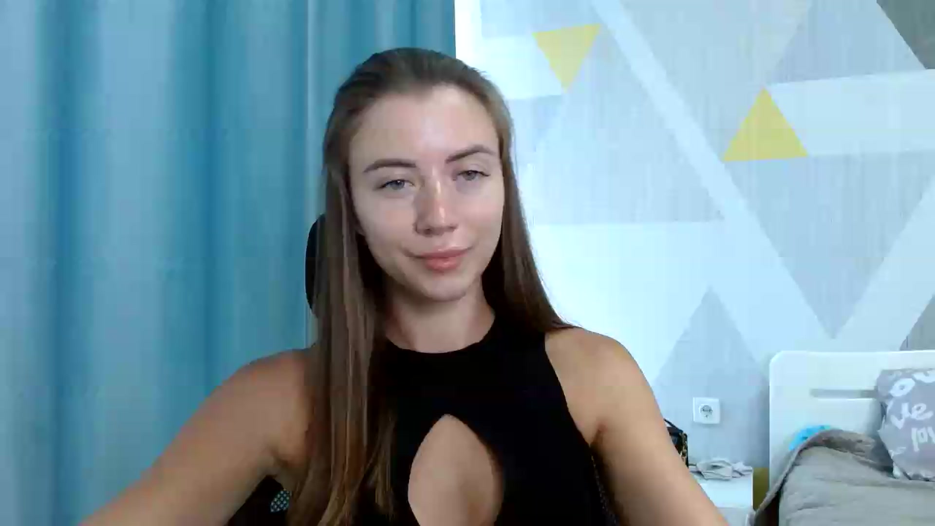 Gallery image thumbnail from Sulfate0's myfreecams stream on, 08/18/2026, 09:43 image 11 of 20