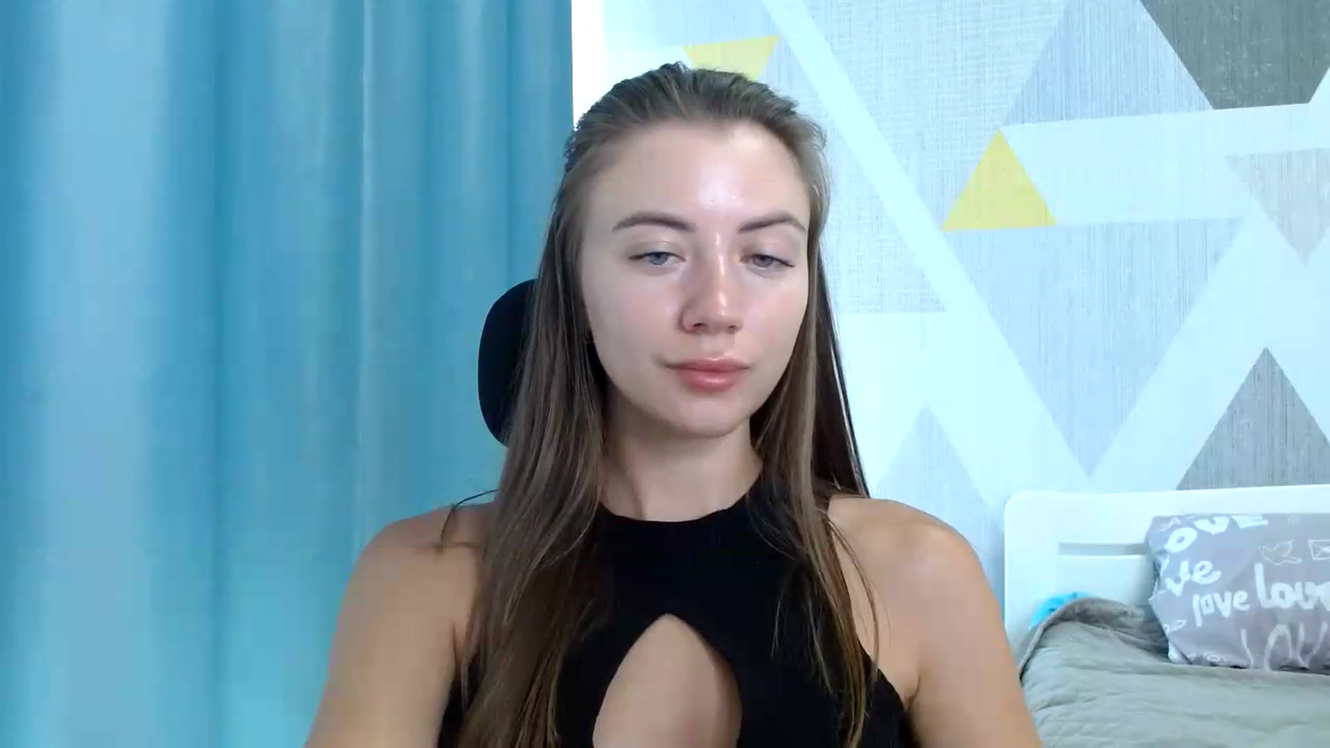 Gallery image thumbnail from Sulfate0's myfreecams stream on, 08/18/2026, 10:42 image 17 of 20