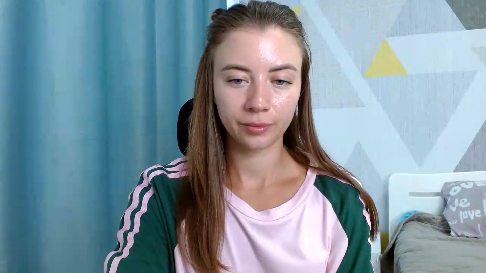 Gallery image thumbnail from Sulfate0's myfreecams stream on, 08/19/2026, 06:59 image 19 of 20