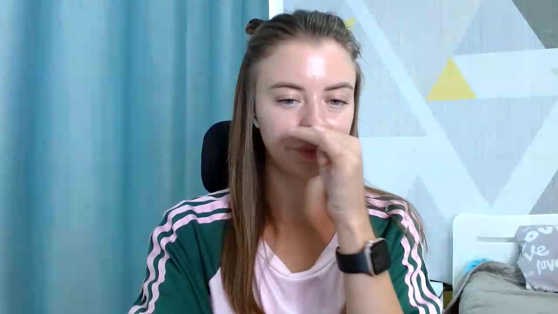 Gallery image thumbnail from Sulfate0's myfreecams stream on, 08/19/2026, 08:38 image 20 of 20