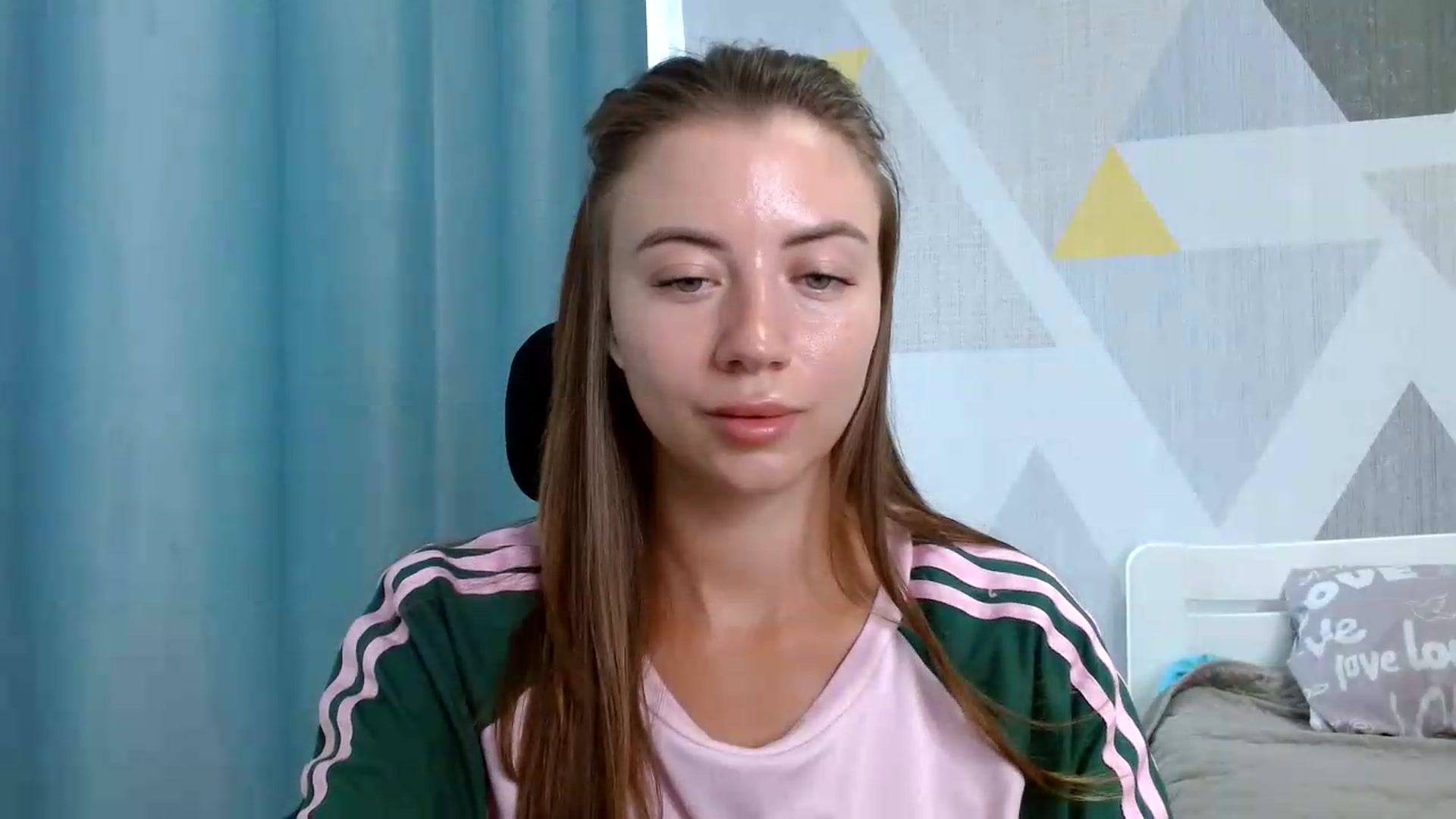 Gallery image thumbnail from Sulfate0's myfreecams stream on, 08/19/2026, 08:38 image 7 of 20