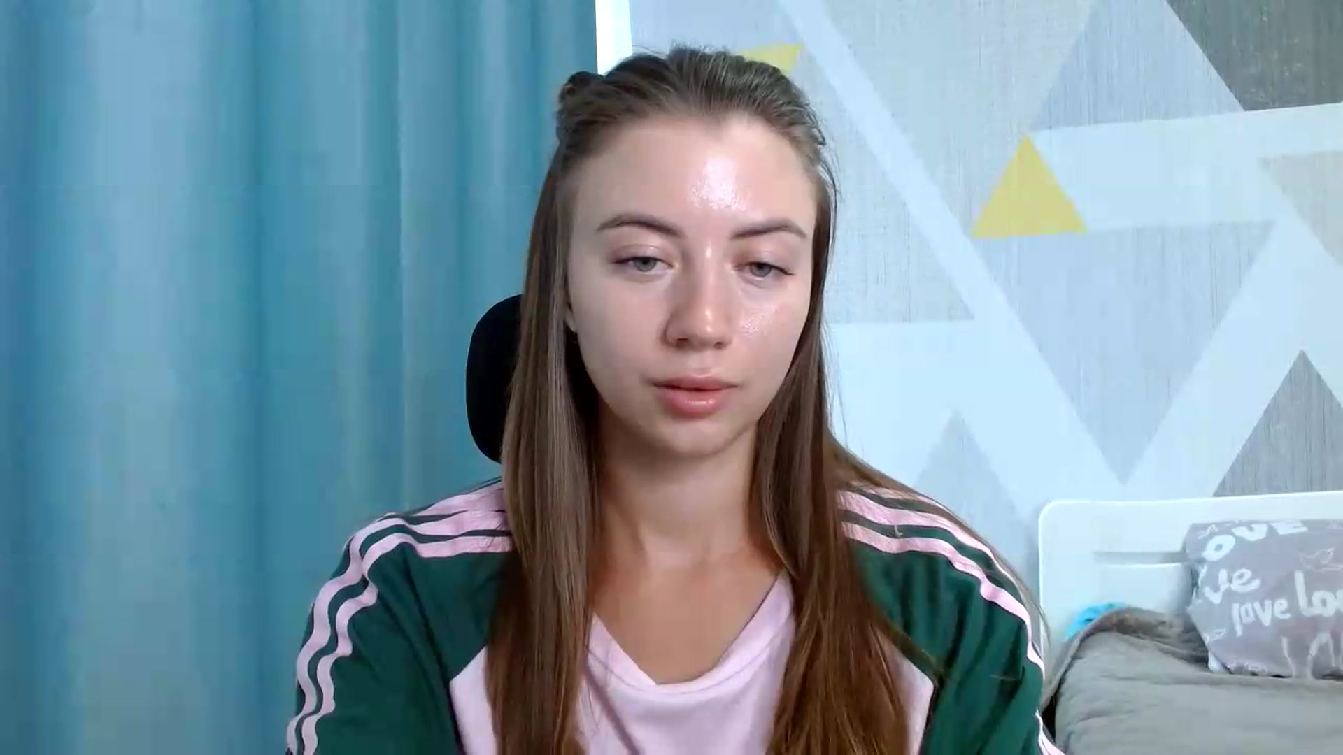 Gallery image thumbnail from Sulfate0's myfreecams stream on, 08/19/2026, 08:38 image 8 of 20