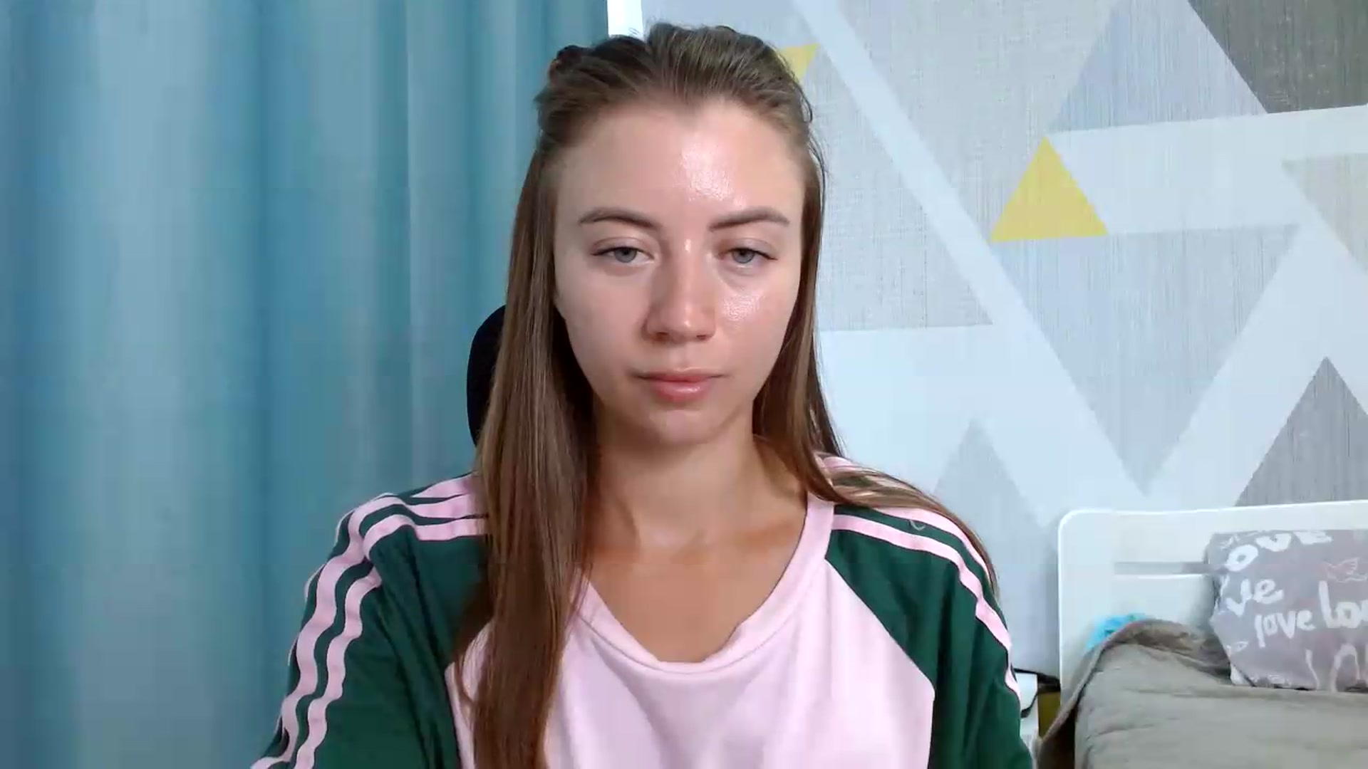 Gallery image thumbnail from Sulfate0's myfreecams stream on, 08/19/2026, 08:38 image 4 of 20
