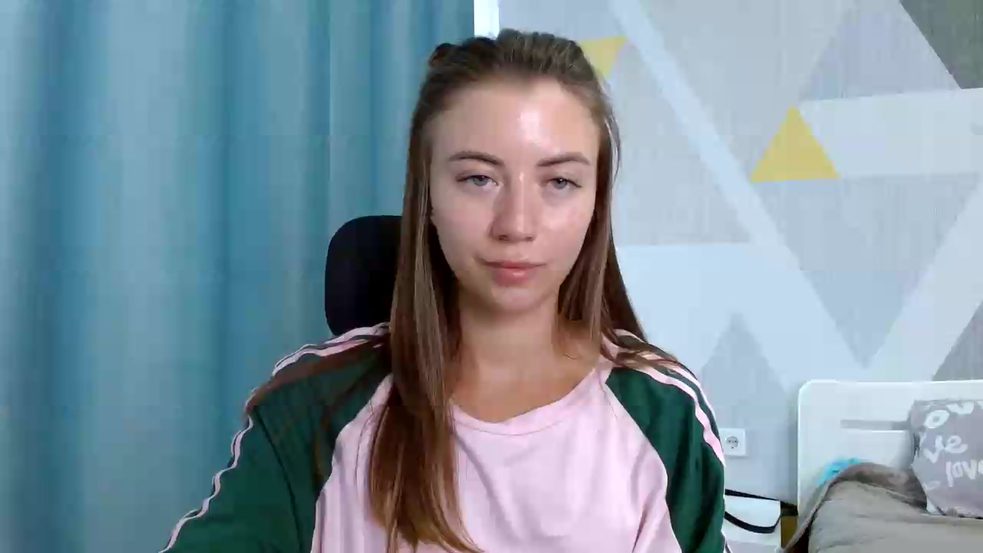 Gallery image thumbnail from Sulfate0's myfreecams stream on, 08/19/2026, 09:11 image 1 of 20