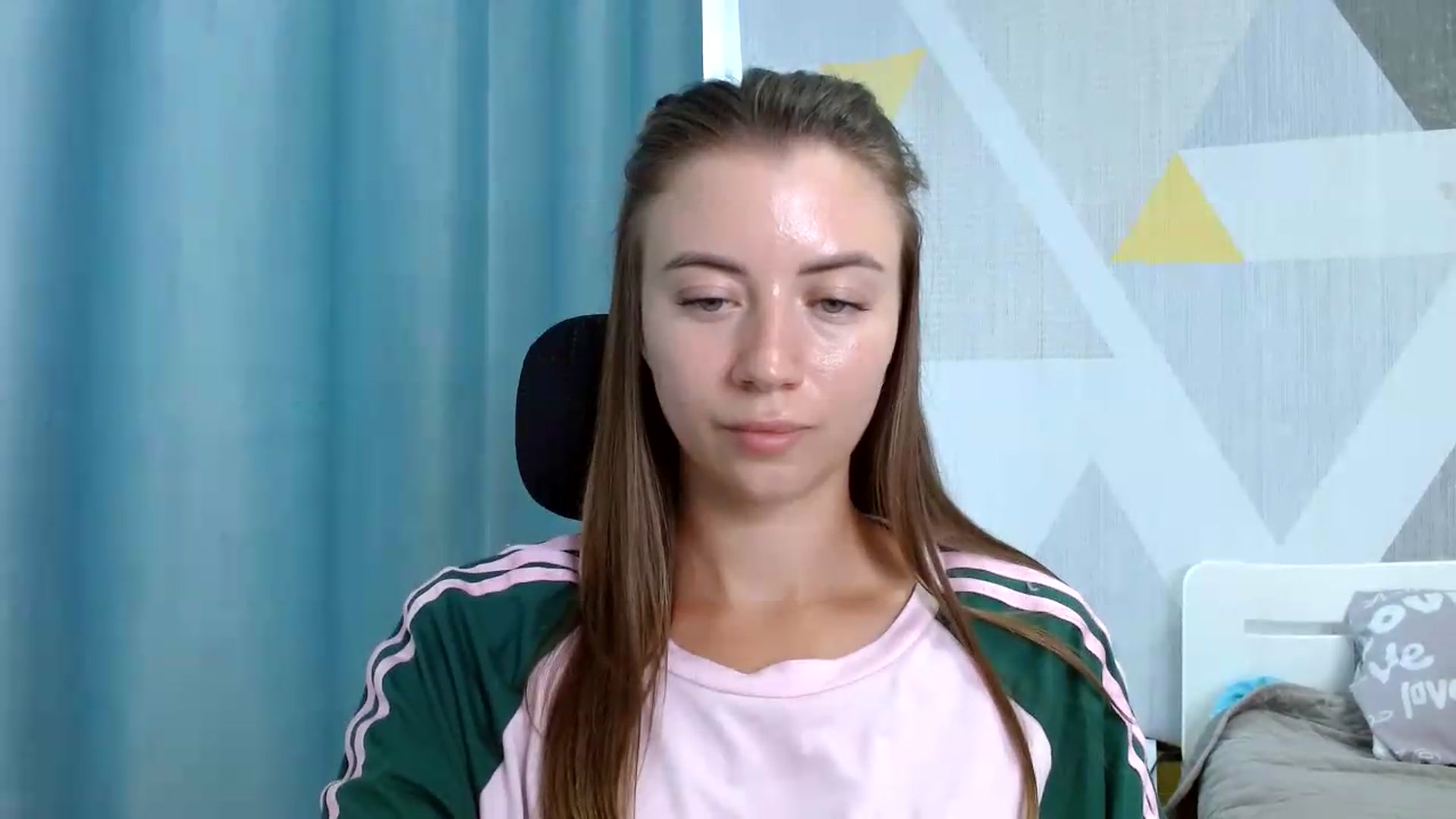 Gallery image thumbnail from Sulfate0's myfreecams stream on, 08/19/2026, 09:11 image 16 of 20