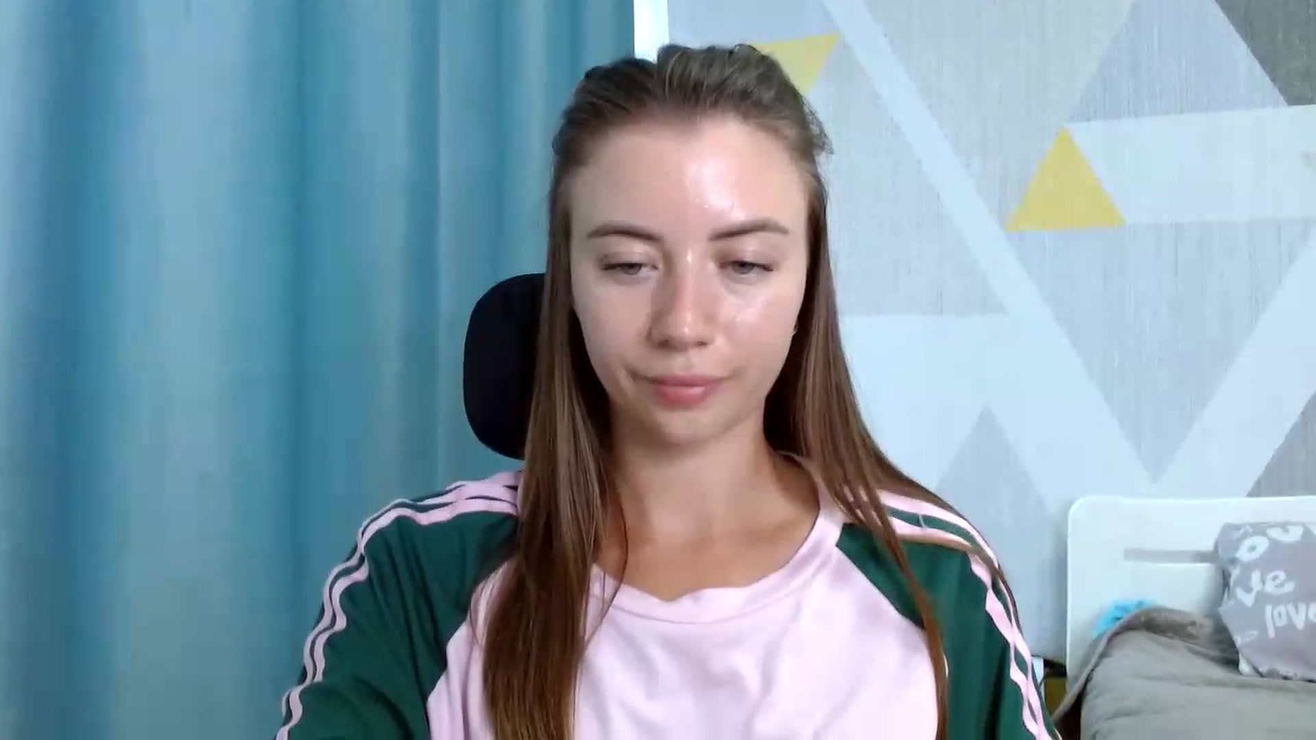 Gallery image thumbnail from Sulfate0's myfreecams stream on, 08/19/2026, 09:11 image 15 of 20