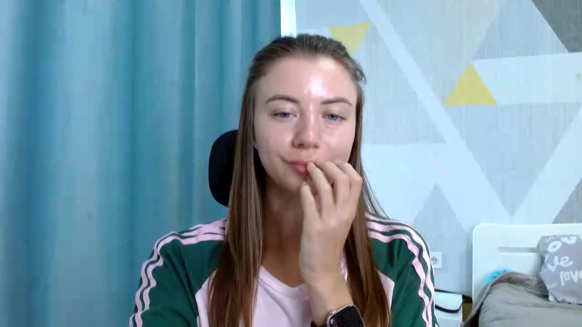 Gallery image thumbnail from Sulfate0's myfreecams stream on, 08/19/2026, 09:11 image 20 of 20