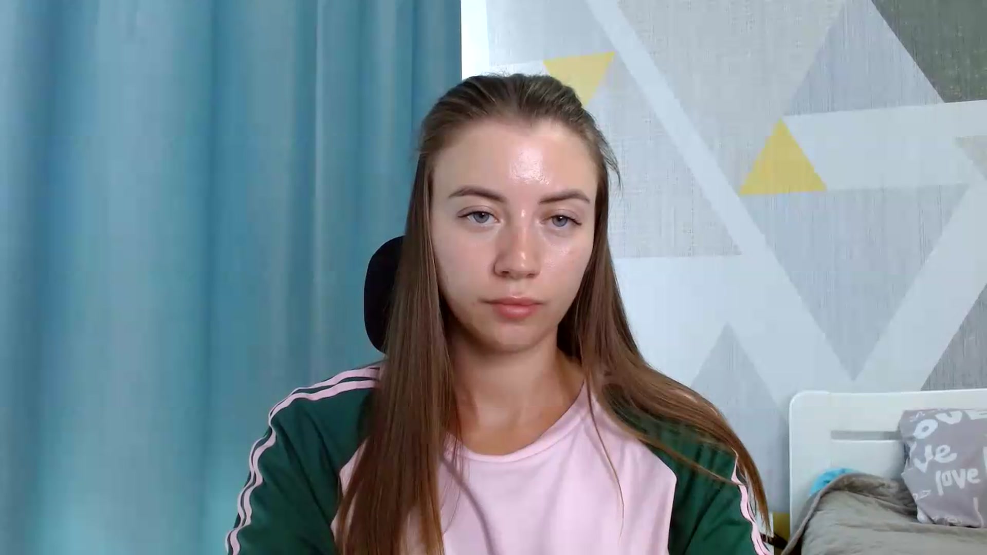 Gallery image thumbnail from Sulfate0's myfreecams stream on, 08/19/2026, 11:13 image 14 of 20