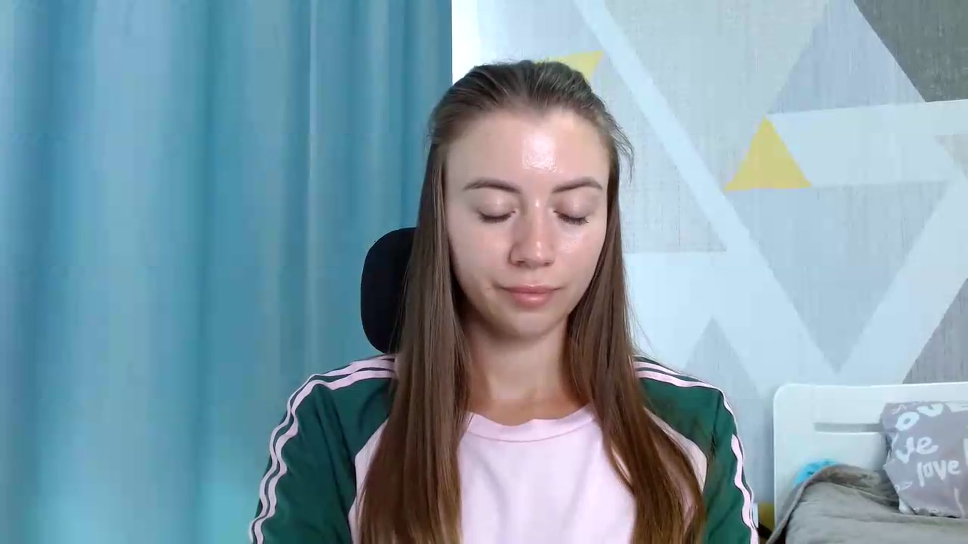 Gallery image thumbnail from Sulfate0's myfreecams stream on, 08/19/2026, 11:13 image 18 of 20