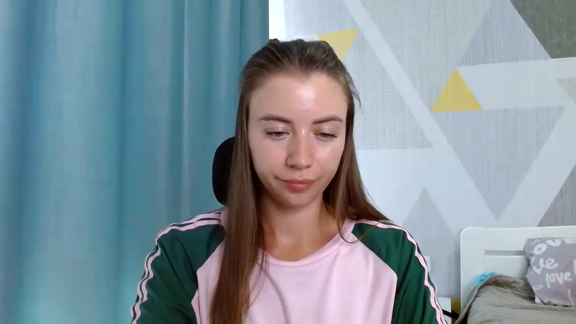 Gallery image thumbnail from Sulfate0's myfreecams stream on, 08/19/2026, 11:13 image 13 of 20