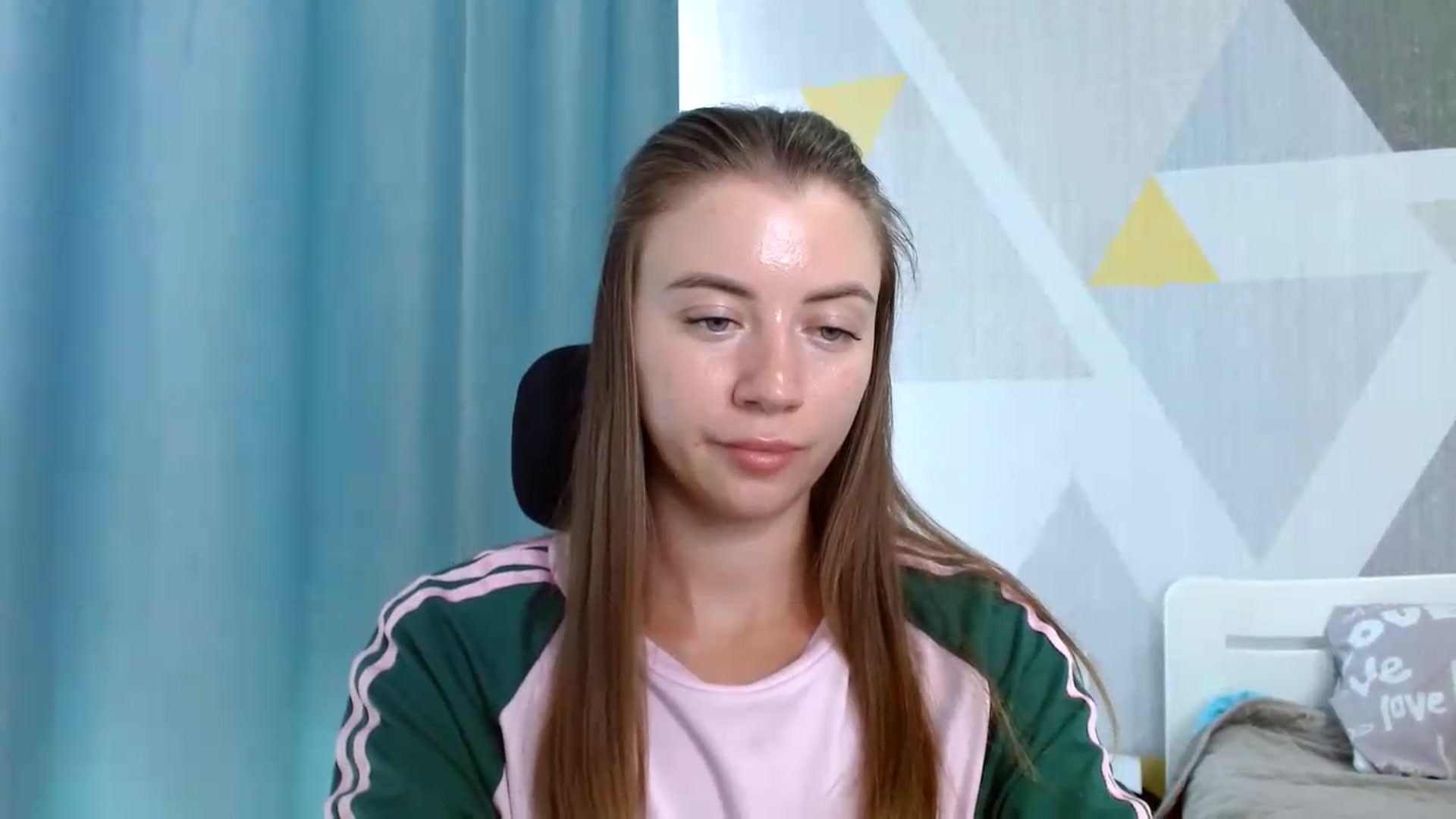 Gallery image thumbnail from Sulfate0's myfreecams stream on, 08/19/2026, 11:13 image 3 of 20