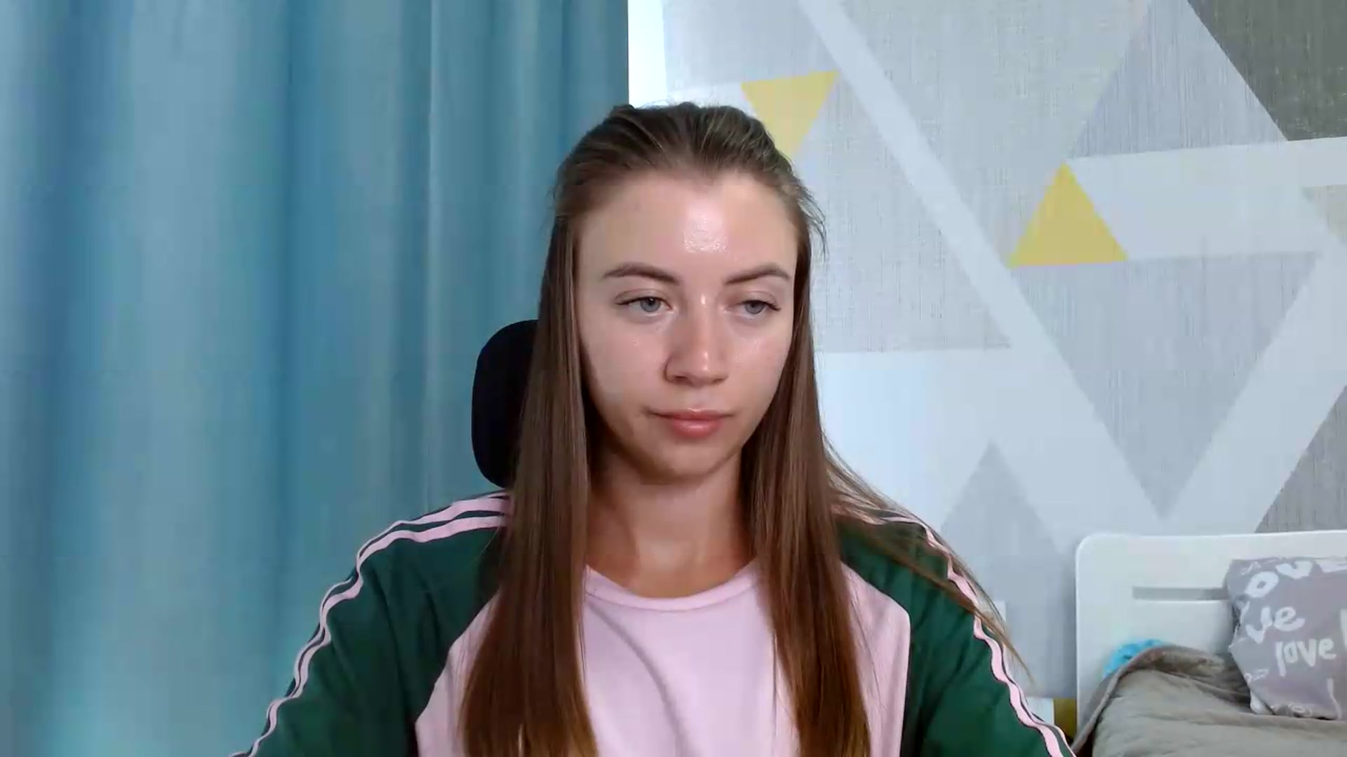 Gallery image thumbnail from Sulfate0's myfreecams stream on, 08/19/2026, 11:13 image 5 of 20