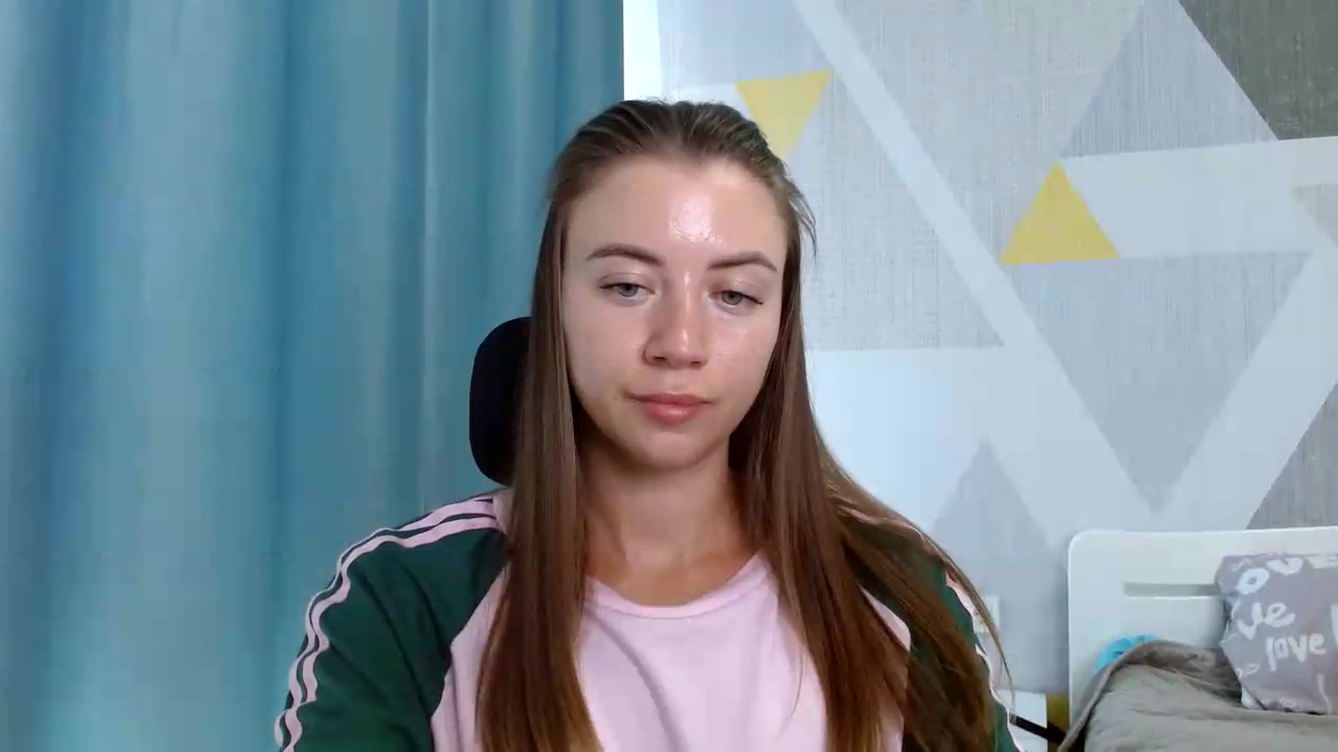 Gallery image thumbnail from Sulfate0's myfreecams stream on, 08/19/2026, 11:13 image 6 of 20
