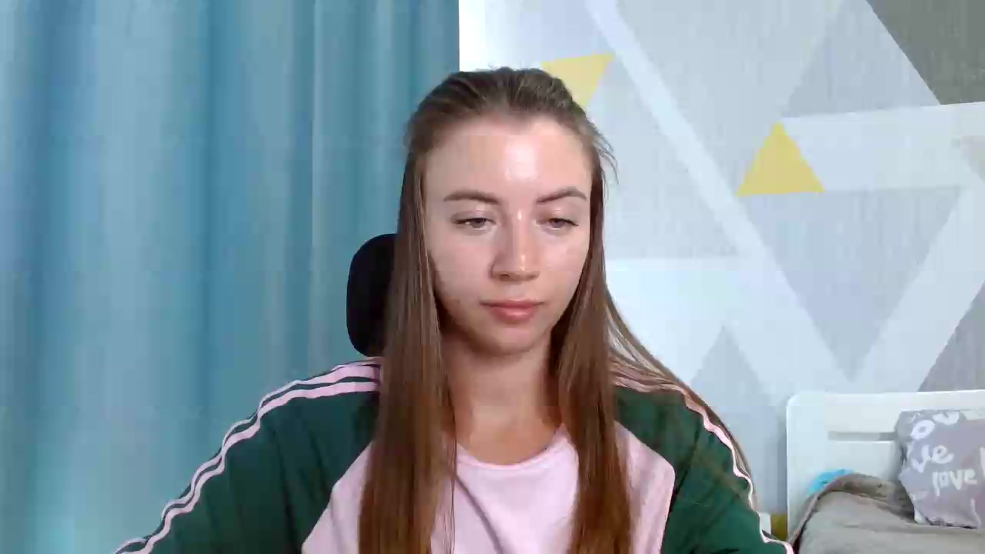 Gallery image thumbnail from Sulfate0's myfreecams stream on, 08/19/2026, 11:13 image 2 of 20