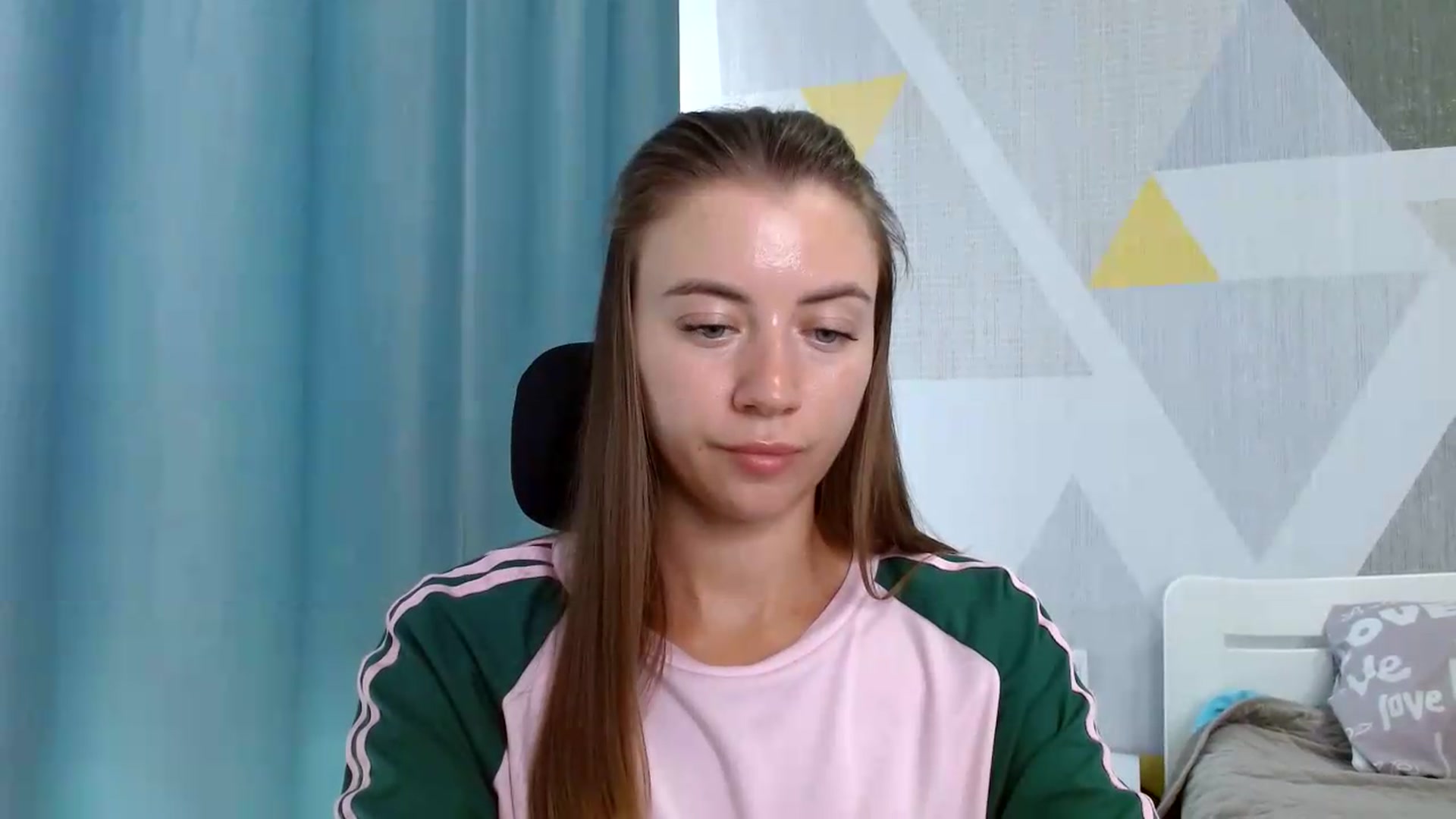 Gallery image thumbnail from Sulfate0's myfreecams stream on, 08/19/2026, 11:13 image 9 of 20