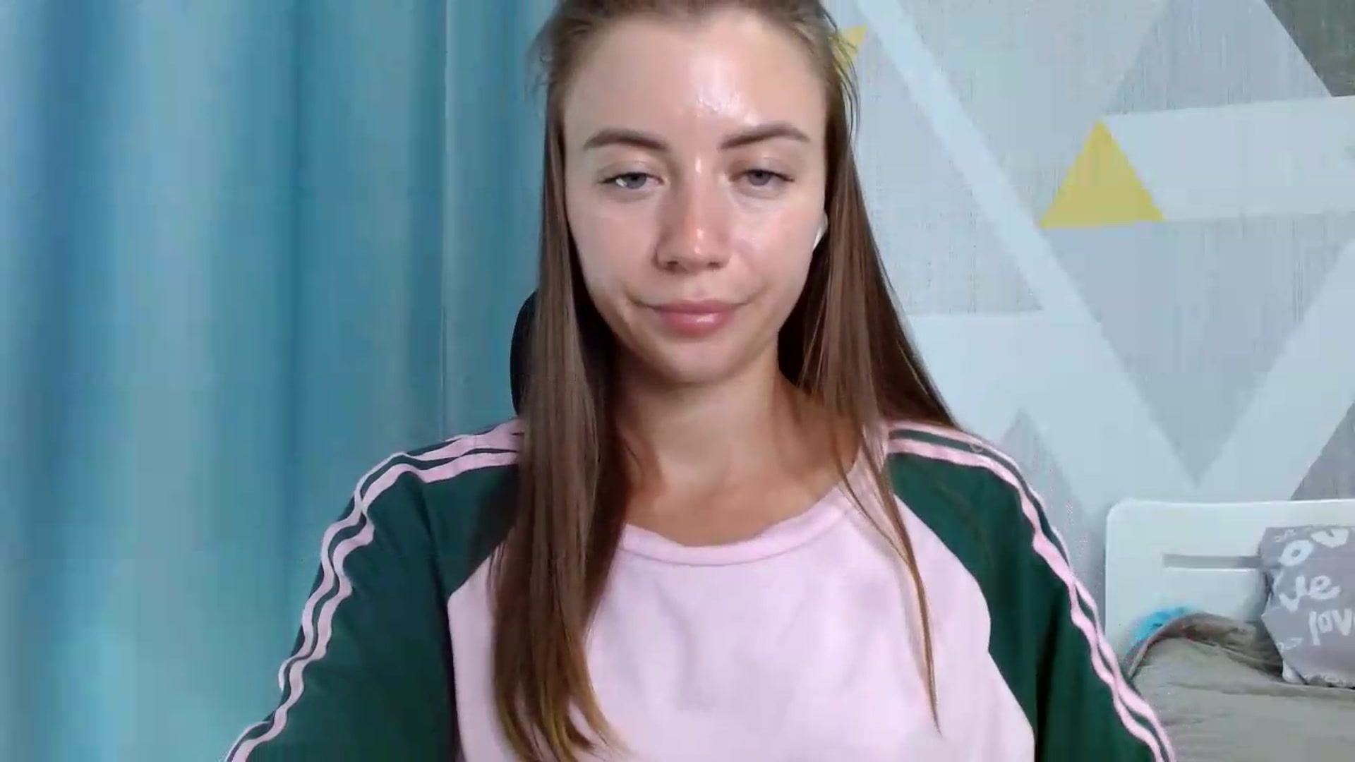 Gallery image thumbnail from Sulfate0's myfreecams stream on, 08/19/2026, 11:52 image 13 of 20