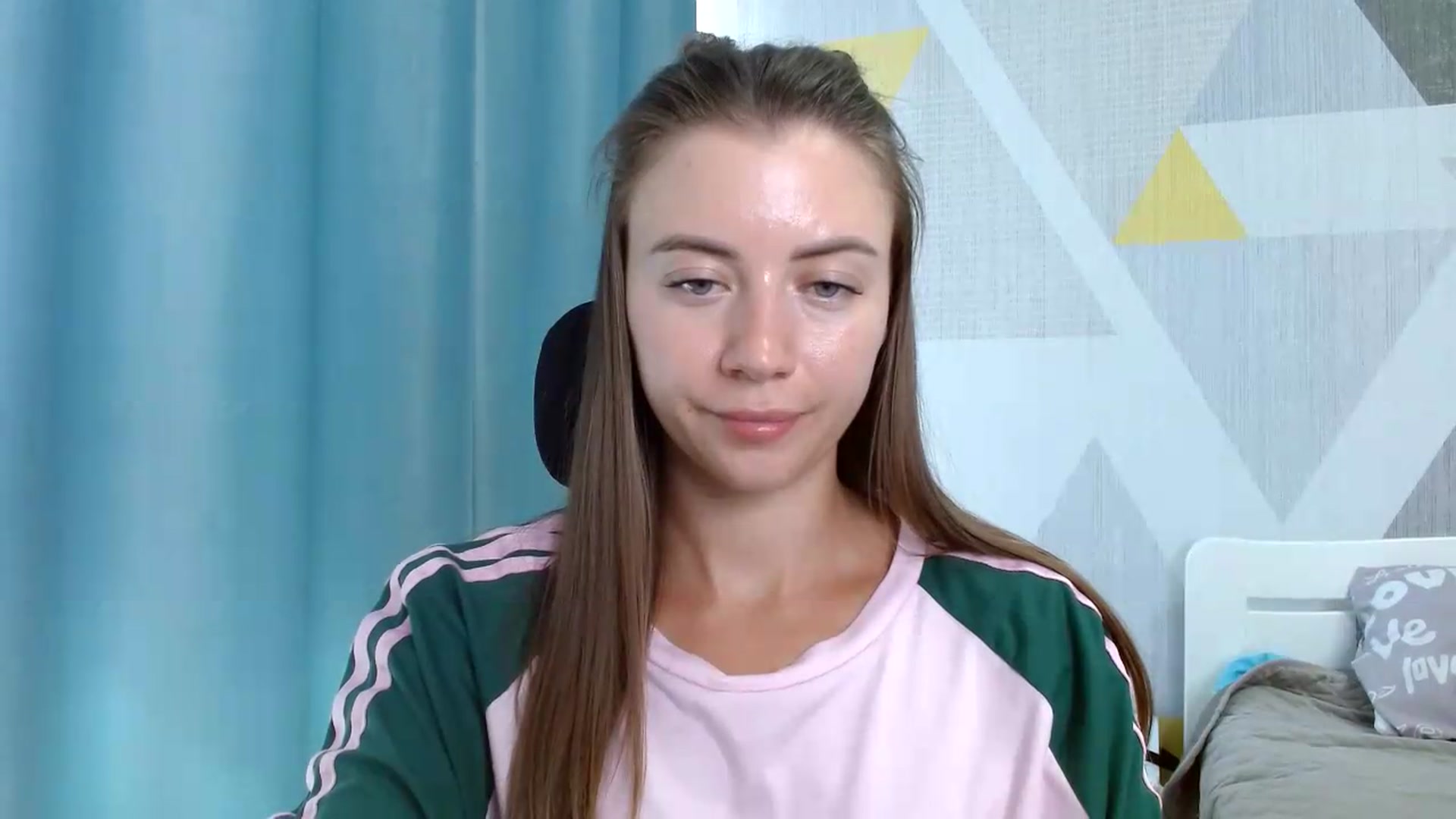 Gallery image thumbnail from Sulfate0's myfreecams stream on, 08/19/2026, 11:52 image 6 of 20