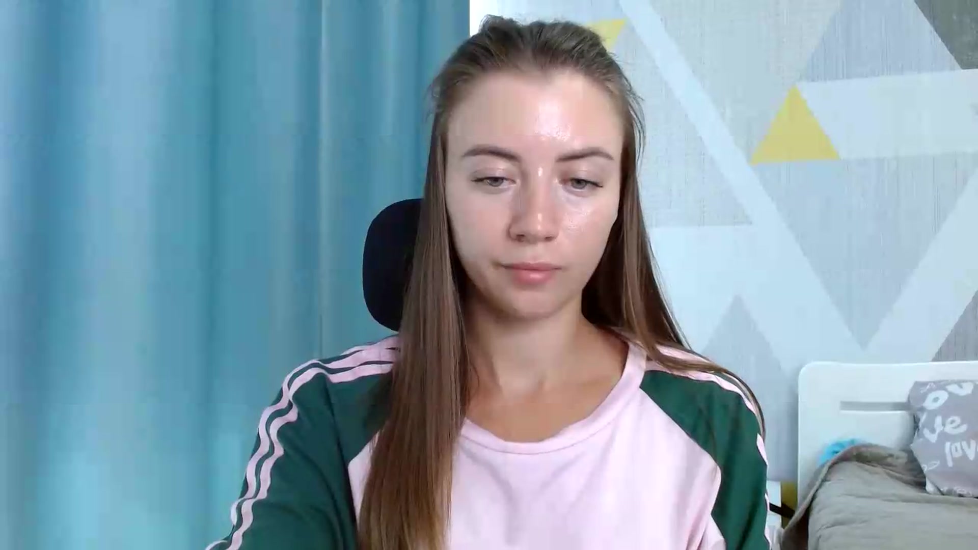 Gallery image thumbnail from Sulfate0's myfreecams stream on, 08/19/2026, 11:52 image 10 of 20